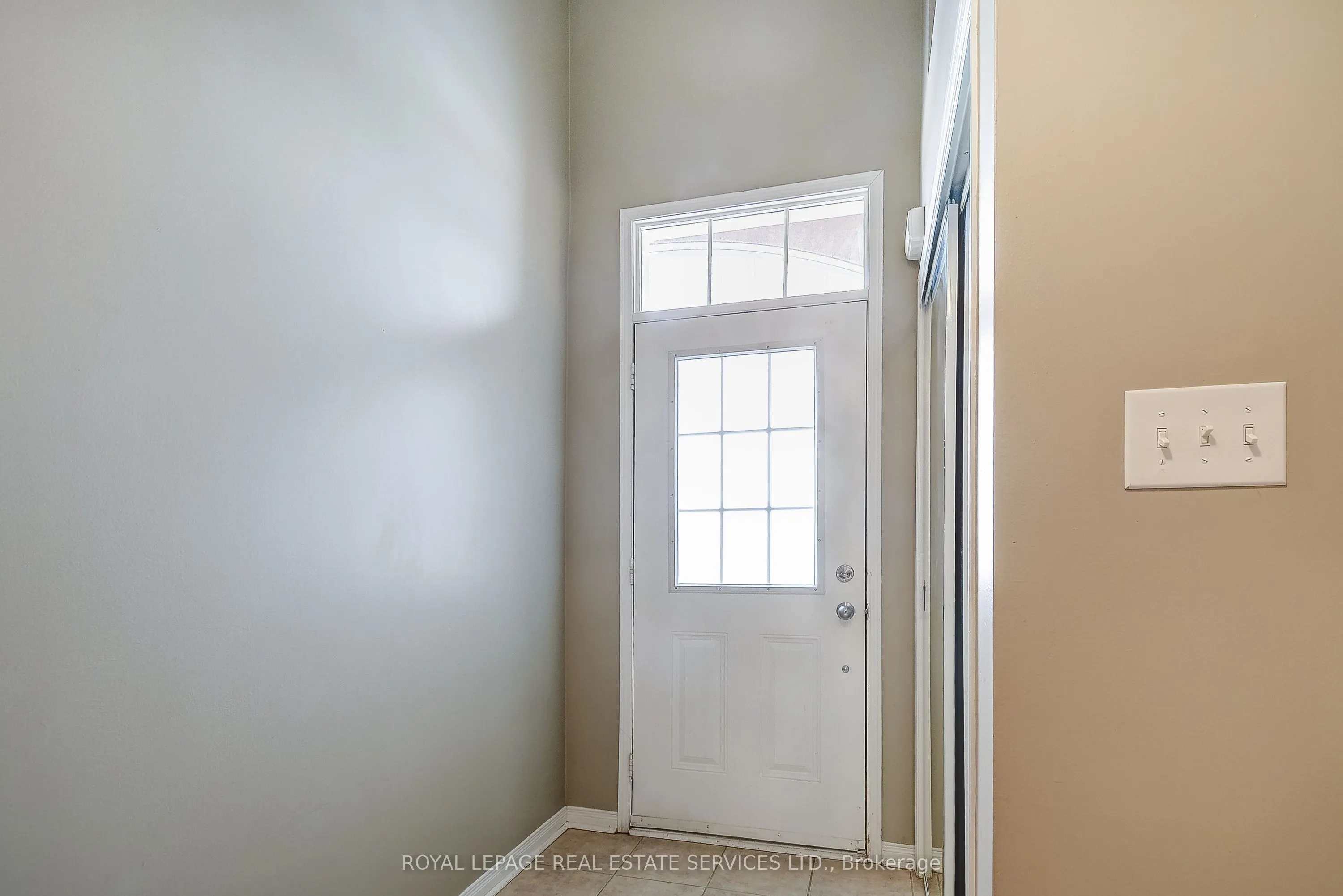 2353 Saddlecreek Crescent