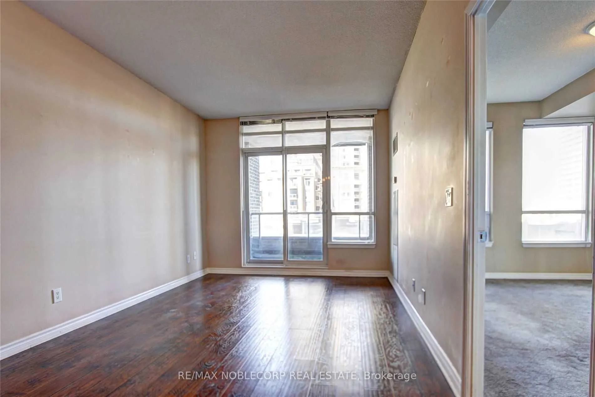 388 Prince Of Wales Drive #308