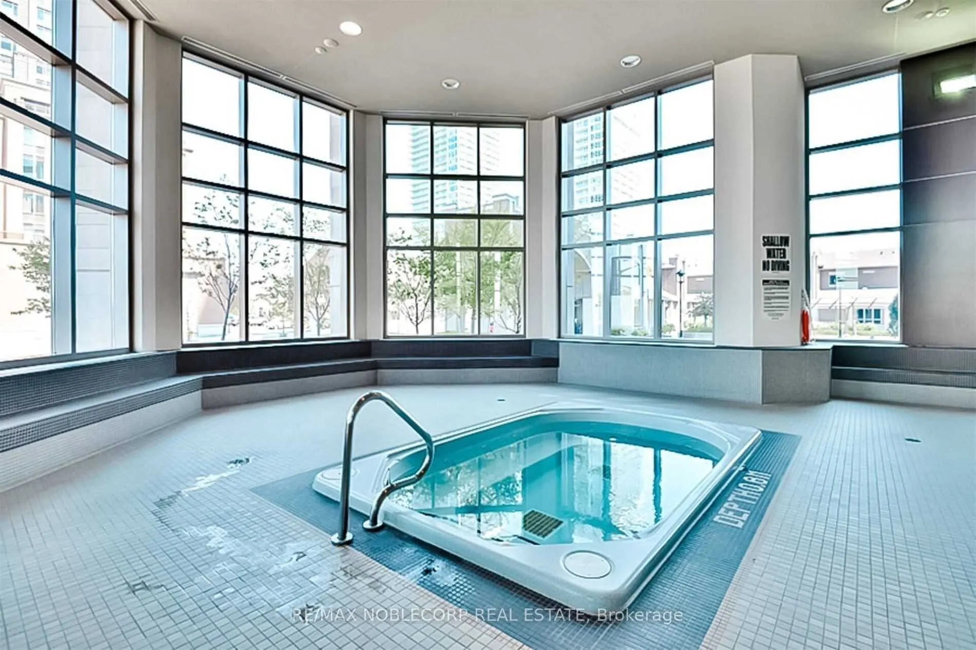 388 Prince Of Wales Drive #308