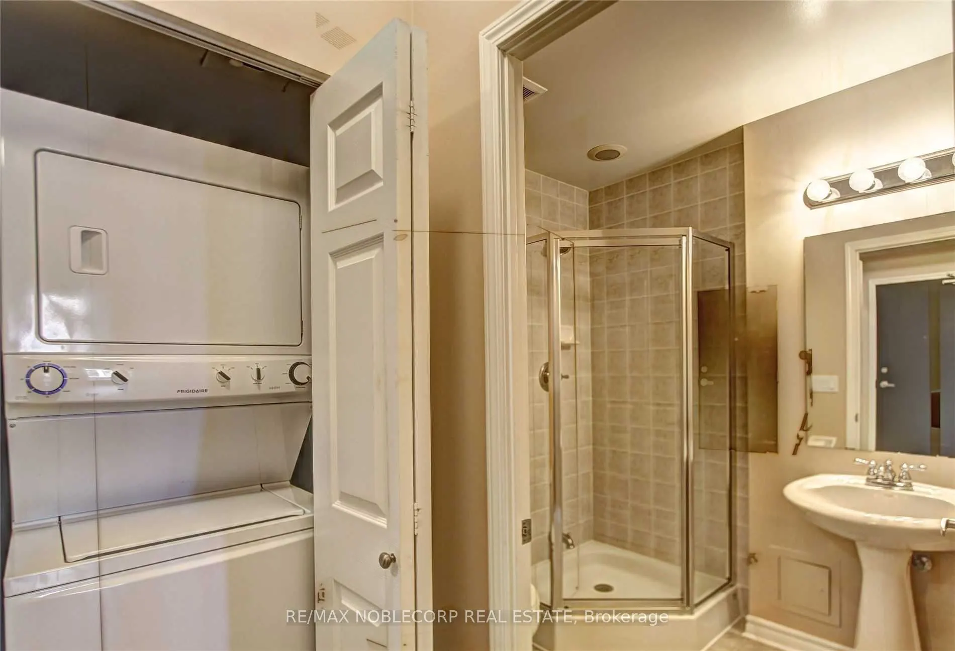 388 Prince Of Wales Drive #308