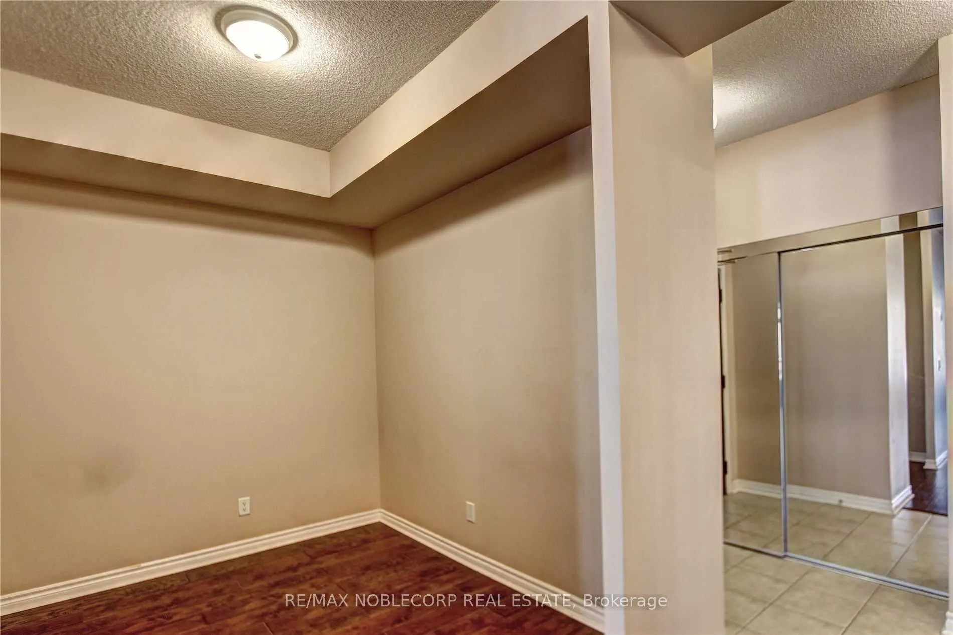 388 Prince Of Wales Drive #308