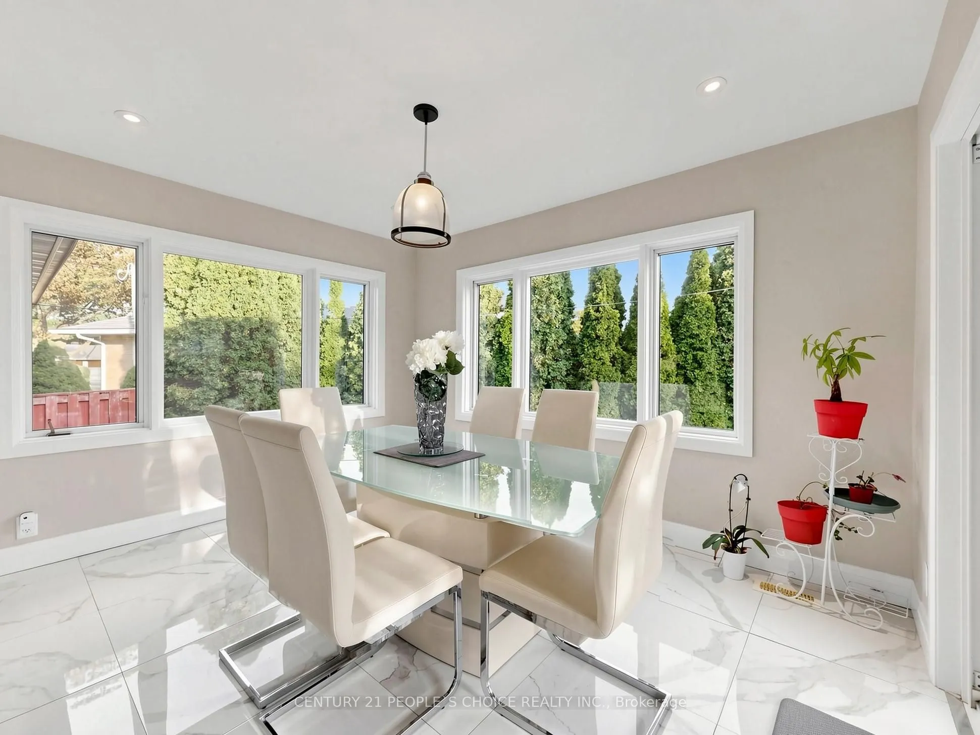 27 Matlock Avenue
