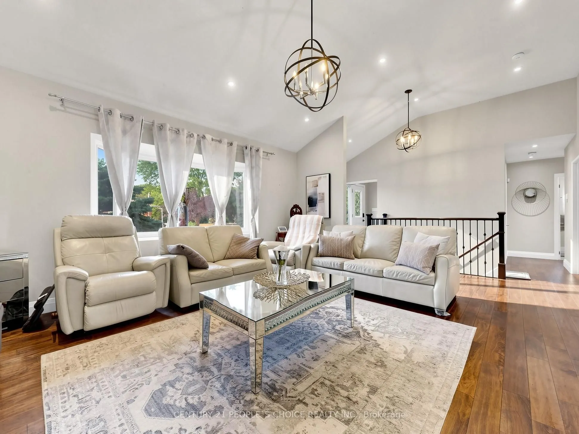 27 Matlock Avenue