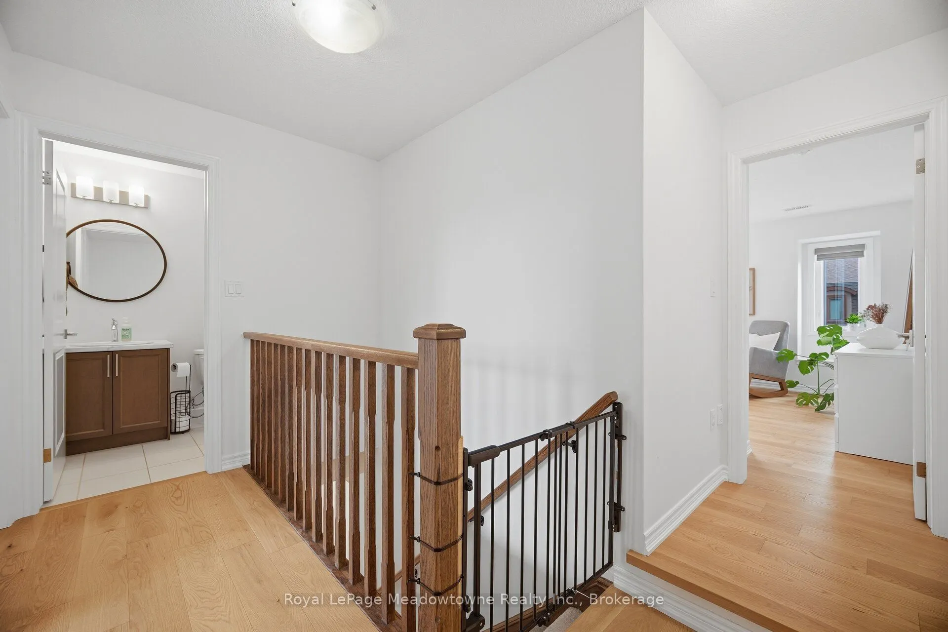 445 Ontario Street S #55