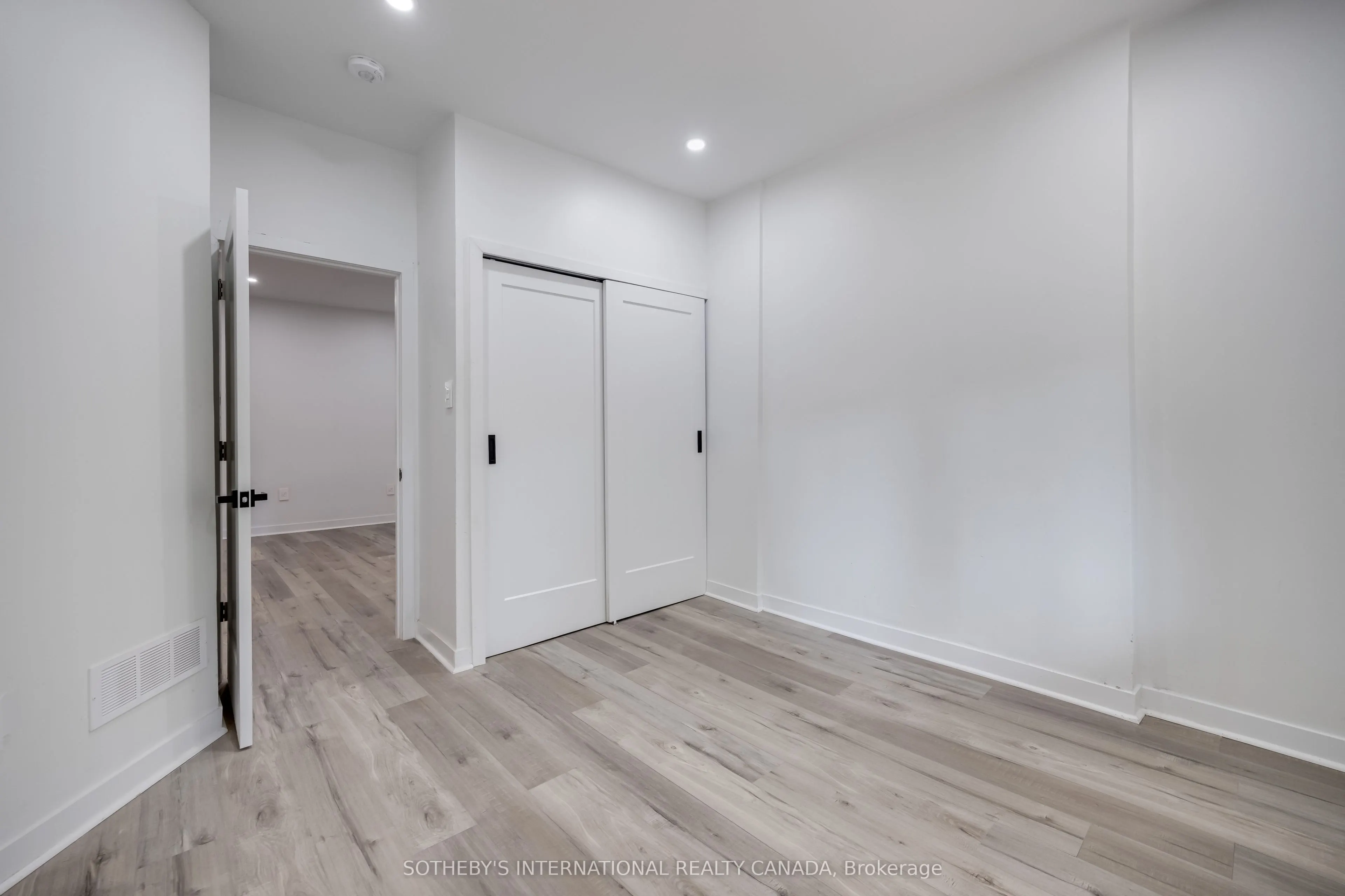 120 Glenlake Avenue #Main