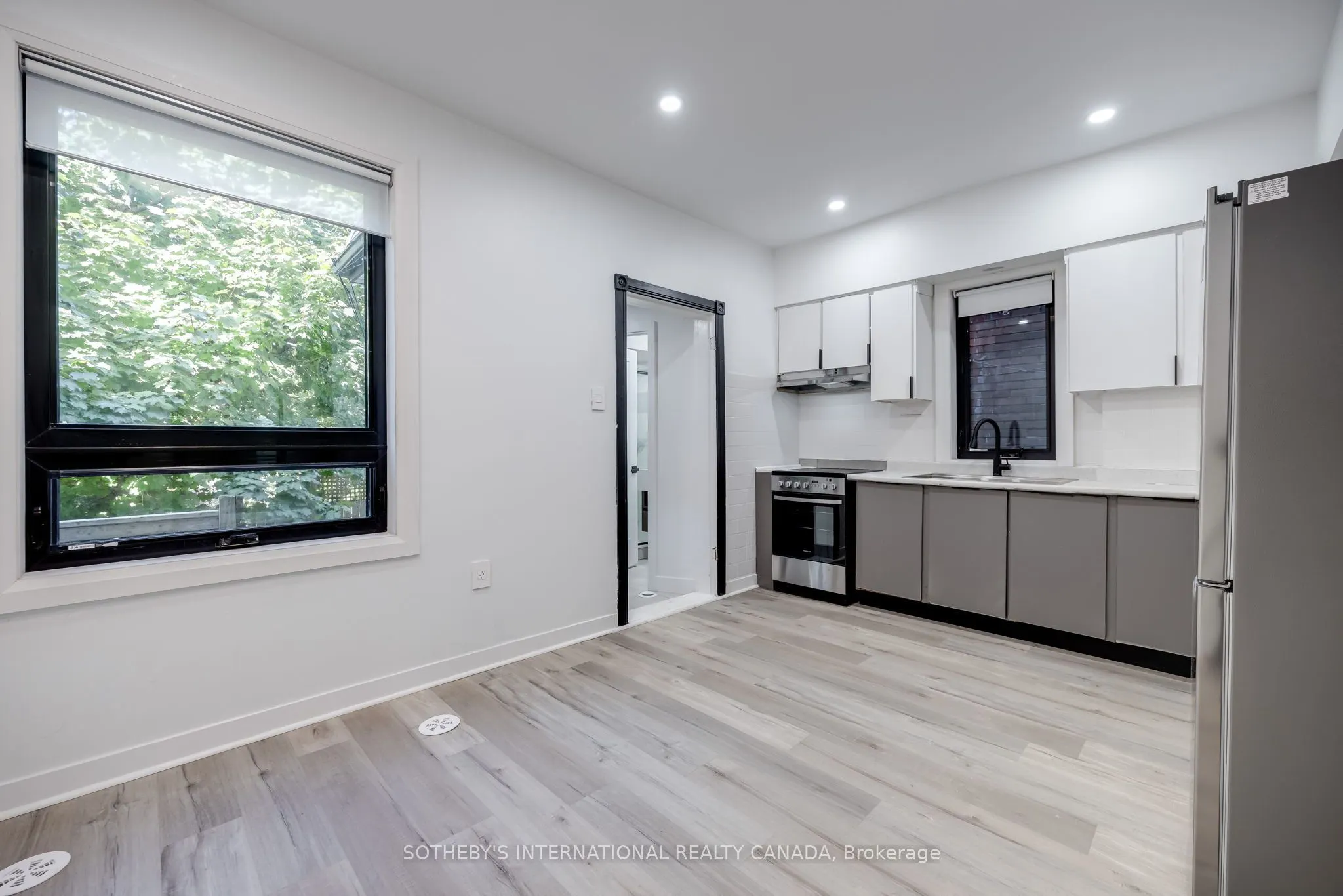 120 Glenlake Avenue #Main