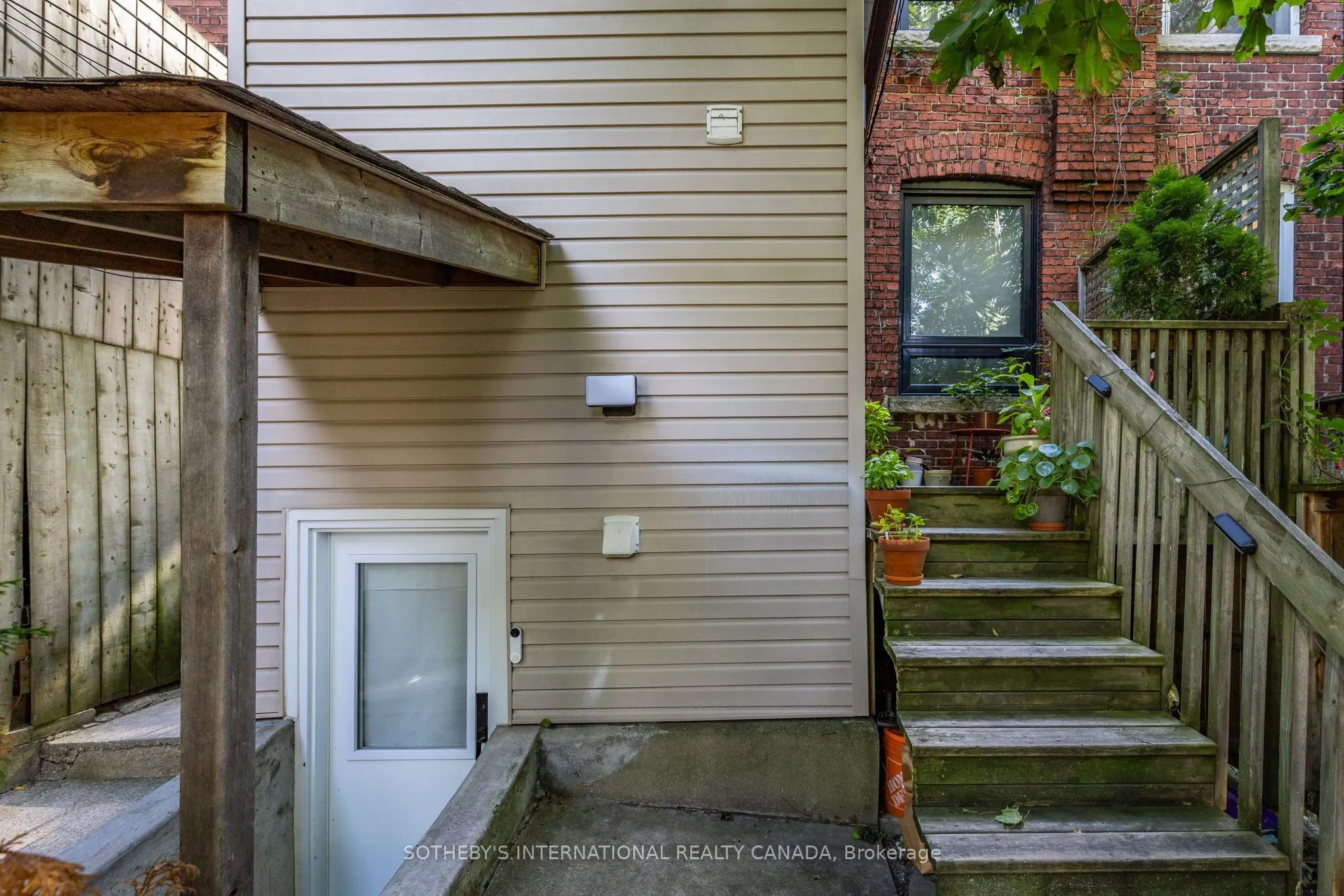 120 Glenlake Avenue #Main