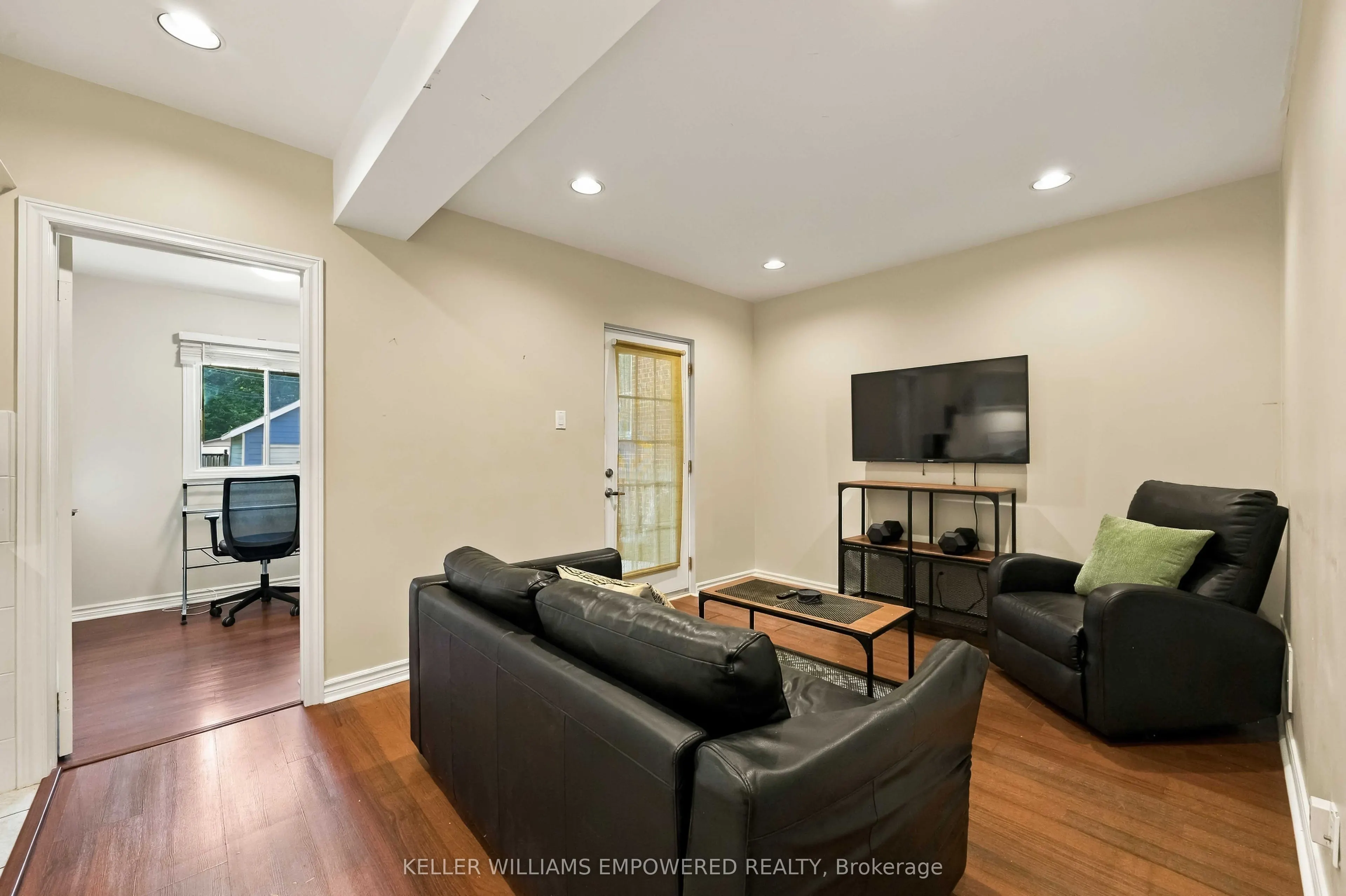 107 Gilmour Avenue