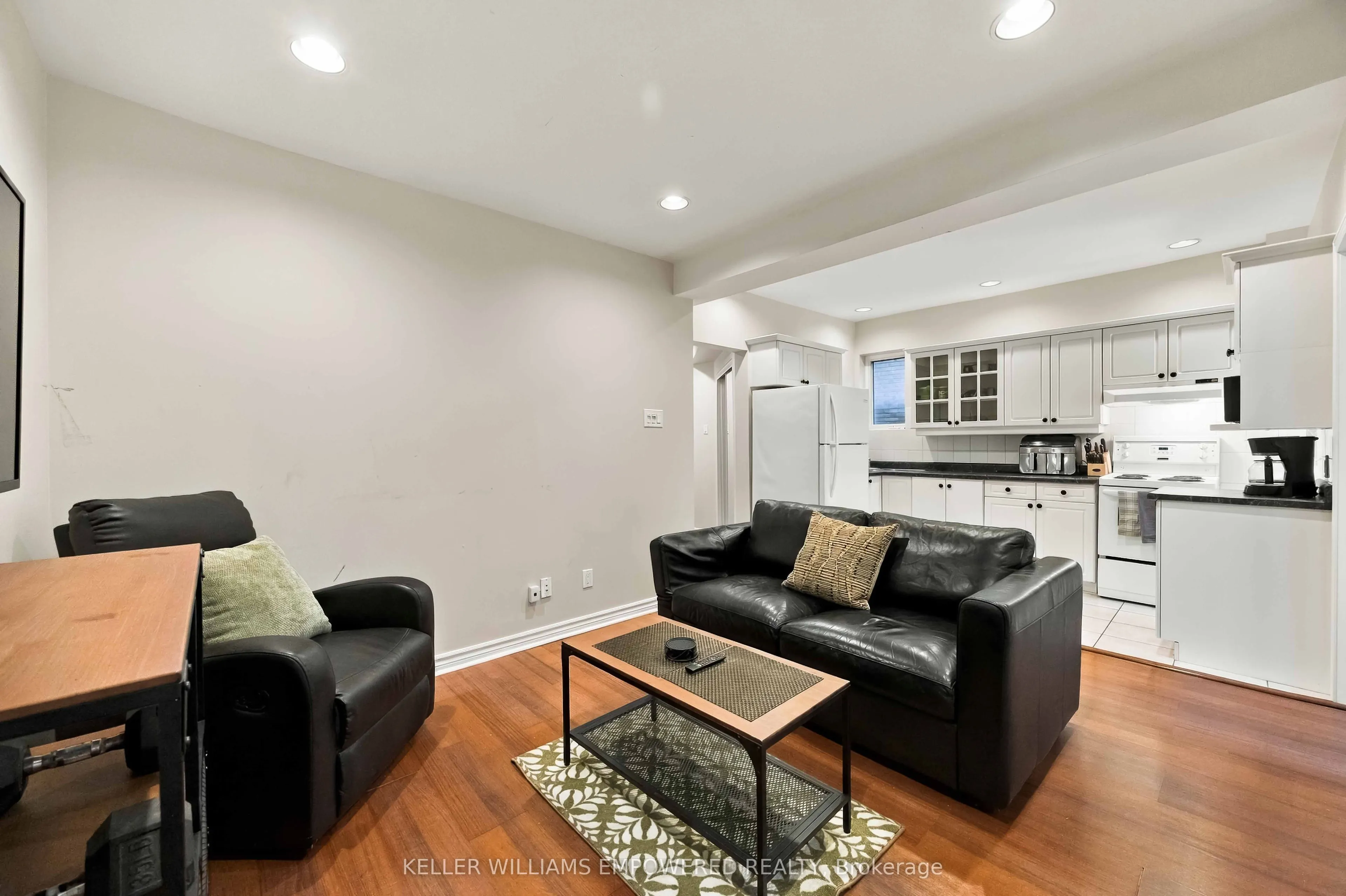 107 Gilmour Avenue