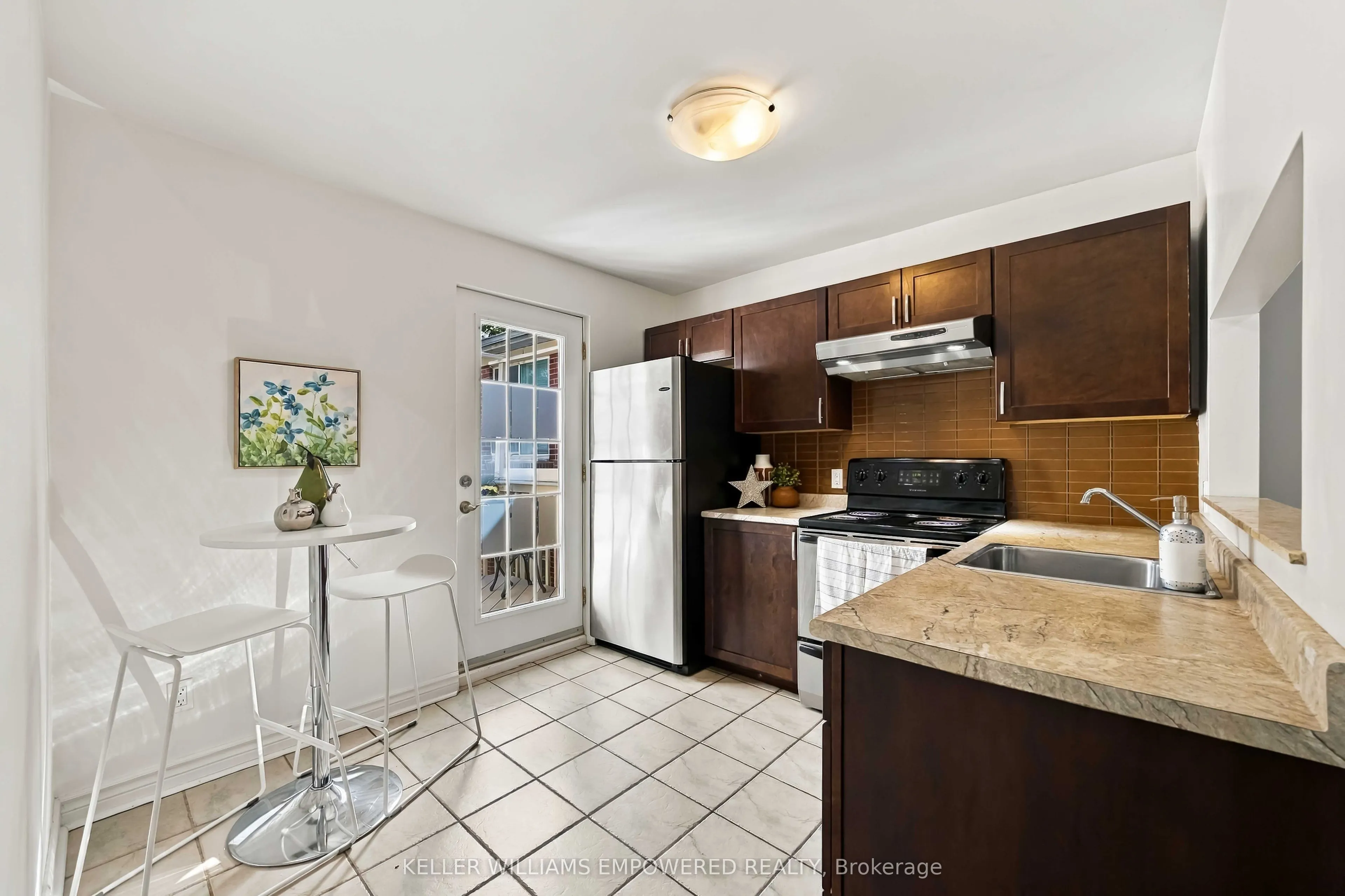 107 Gilmour Avenue