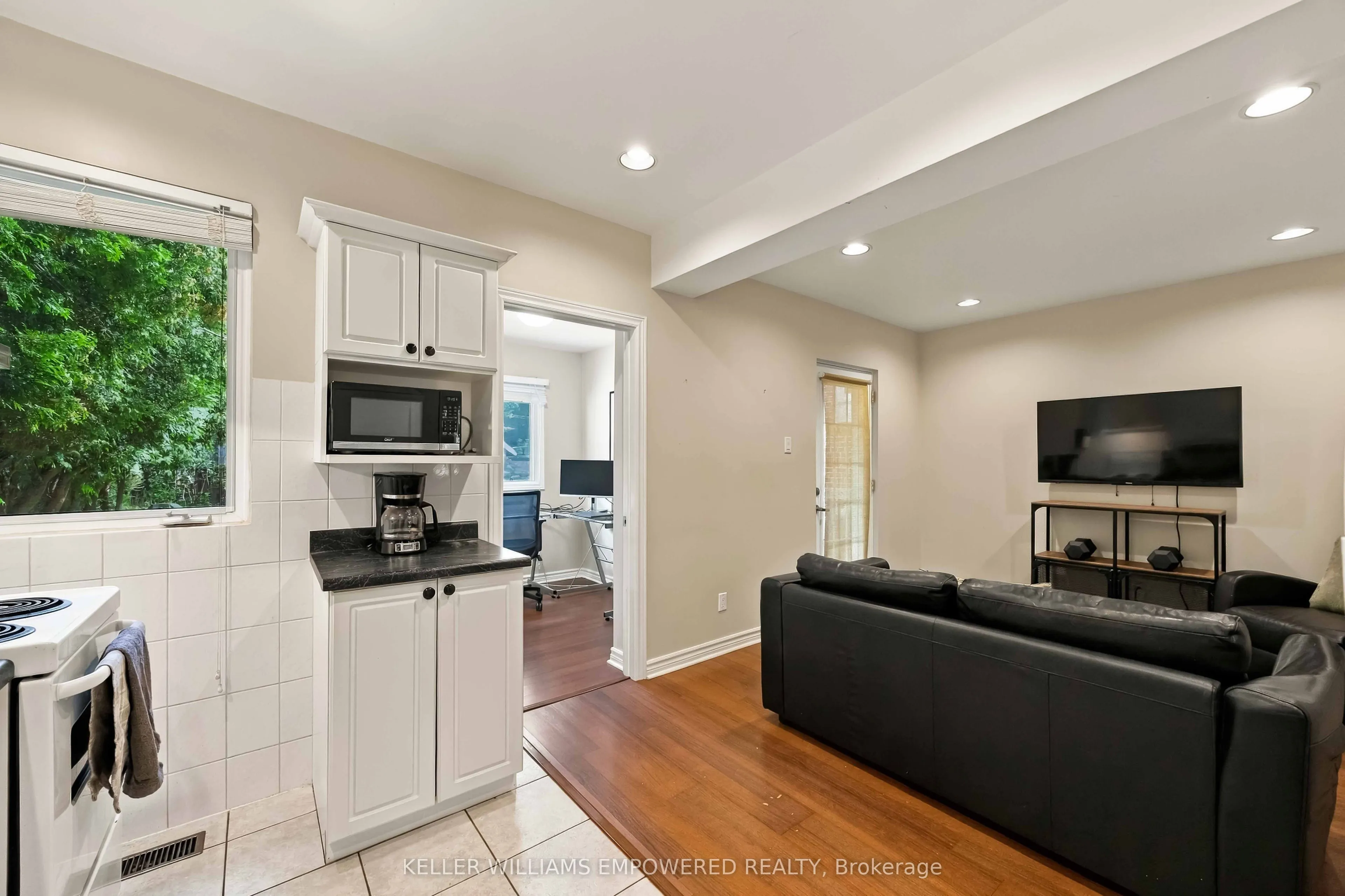107 Gilmour Avenue