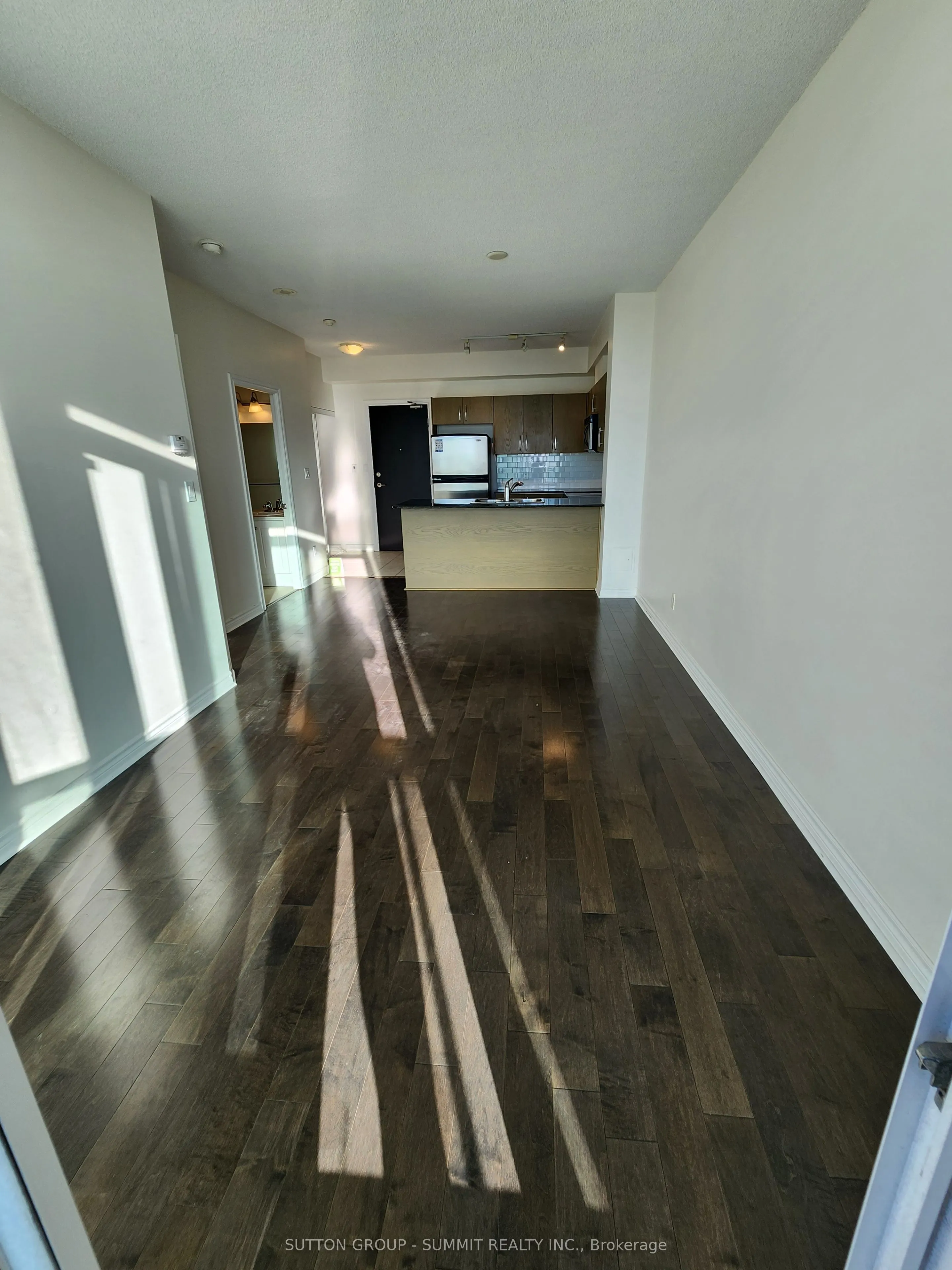 3504 HURONTARIO Street #1003
