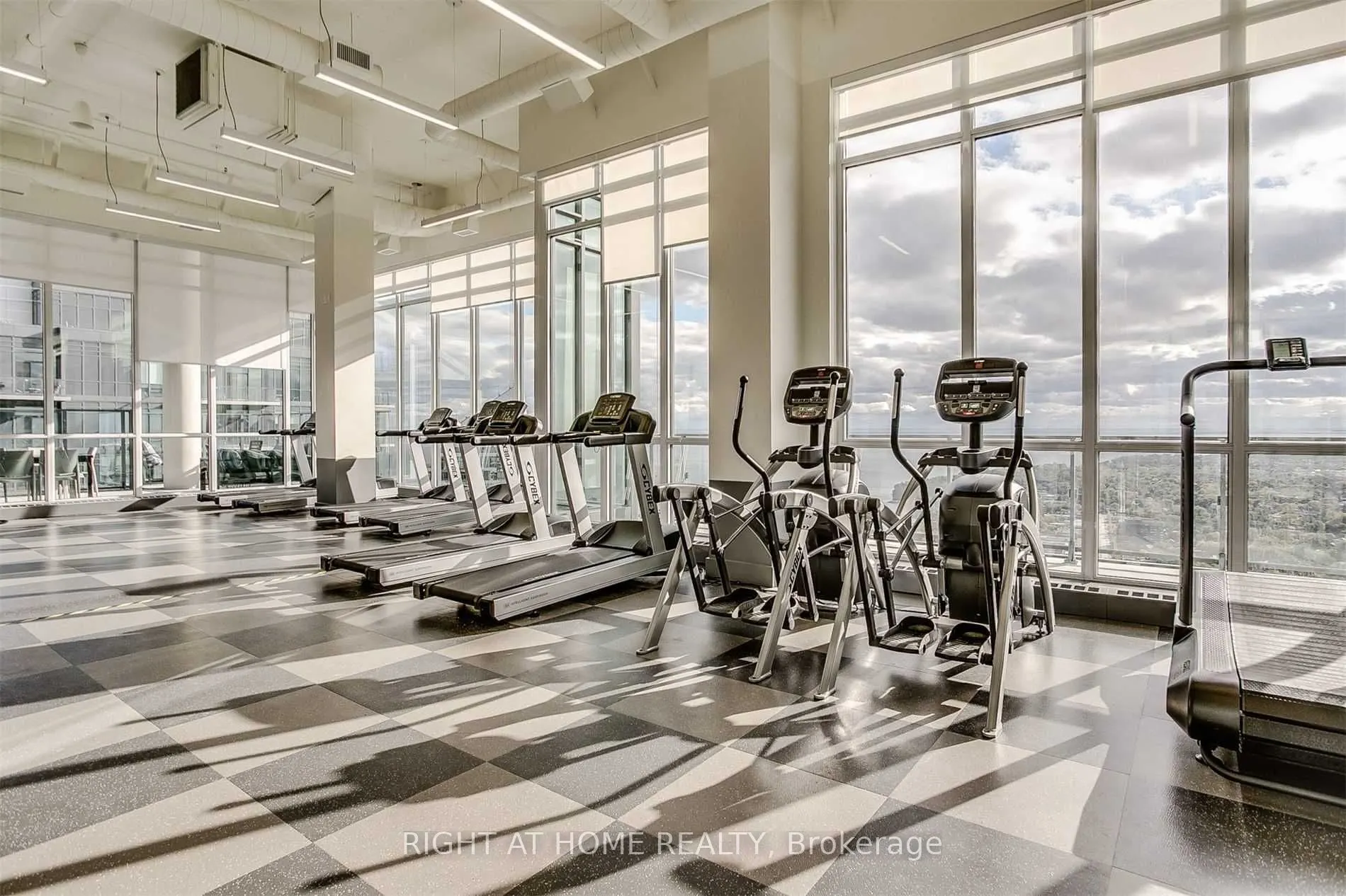 10 Park Lawn Road #2501