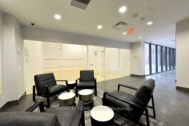 10 Park Lawn Road #2501