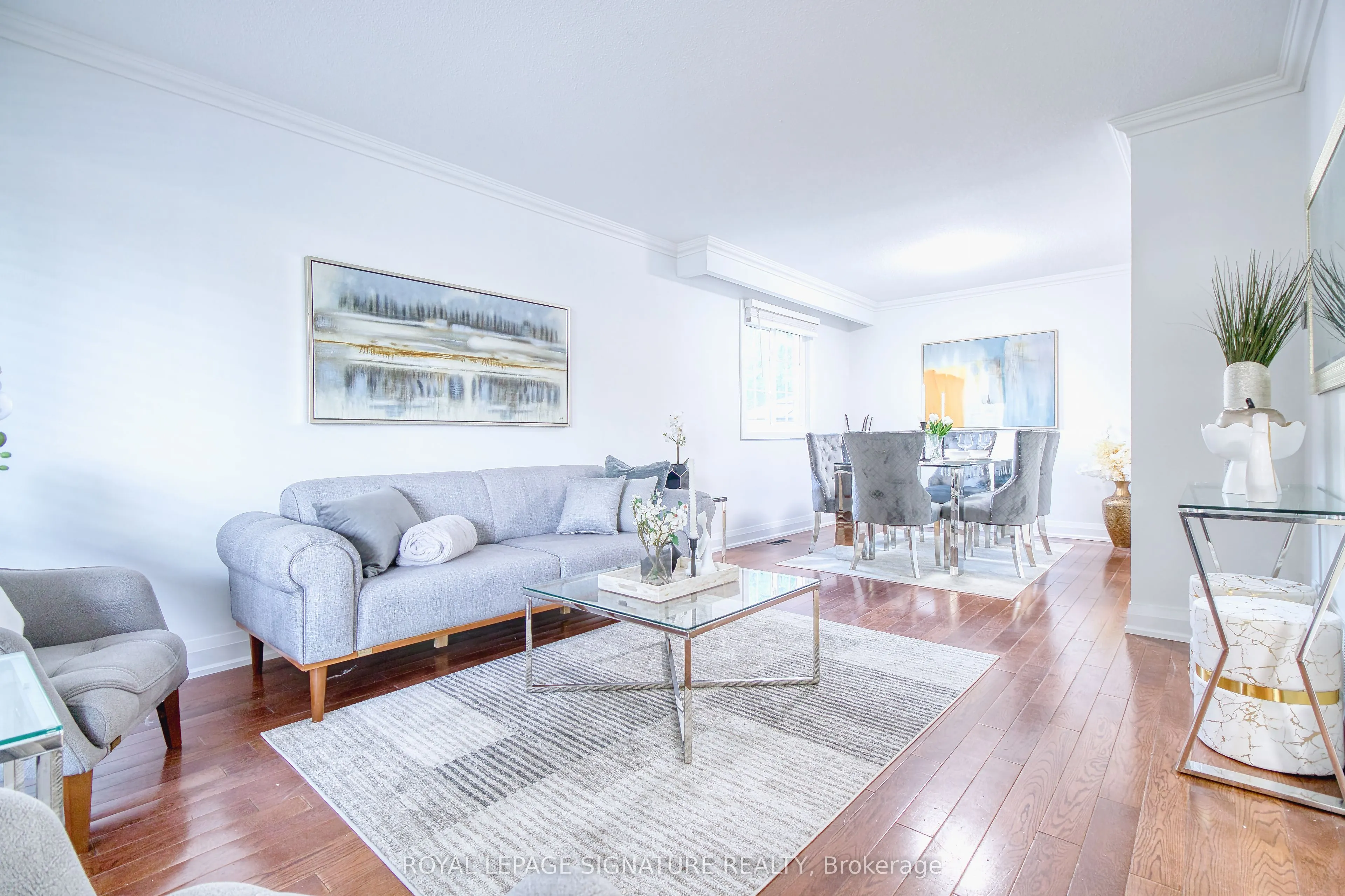 1414 Harmsworth Square