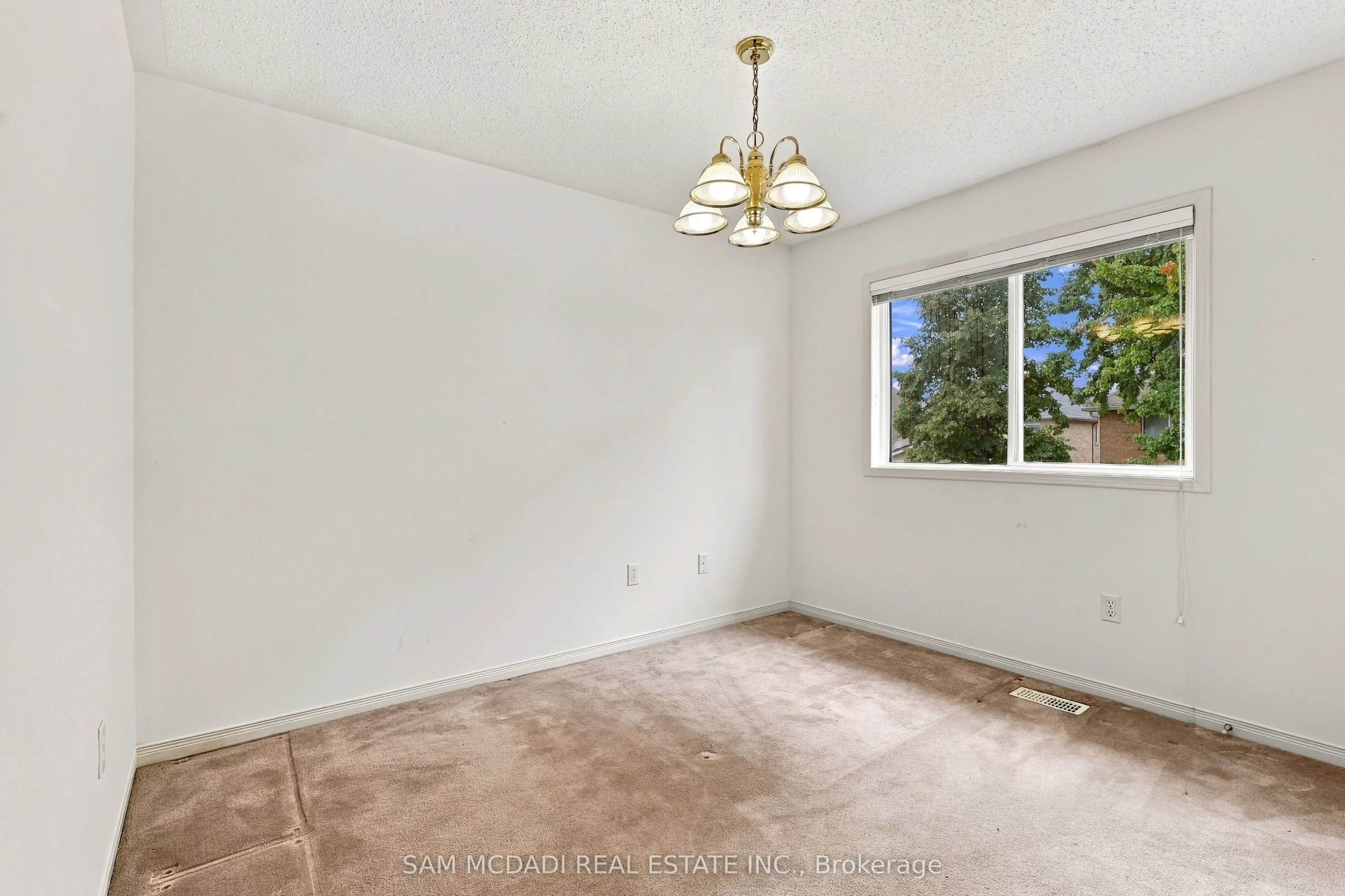 5263 Russell View Road