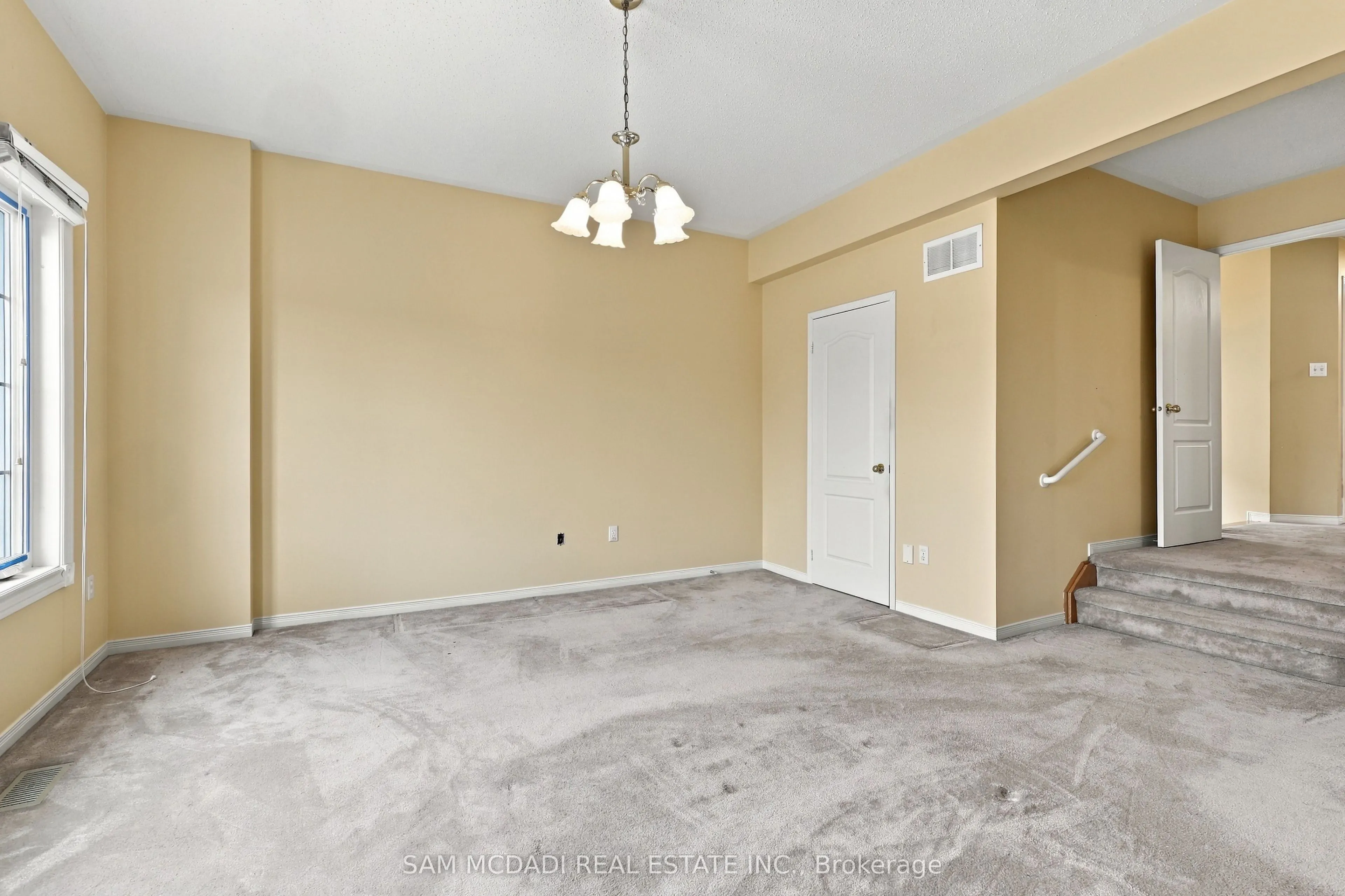 5263 Russell View Road