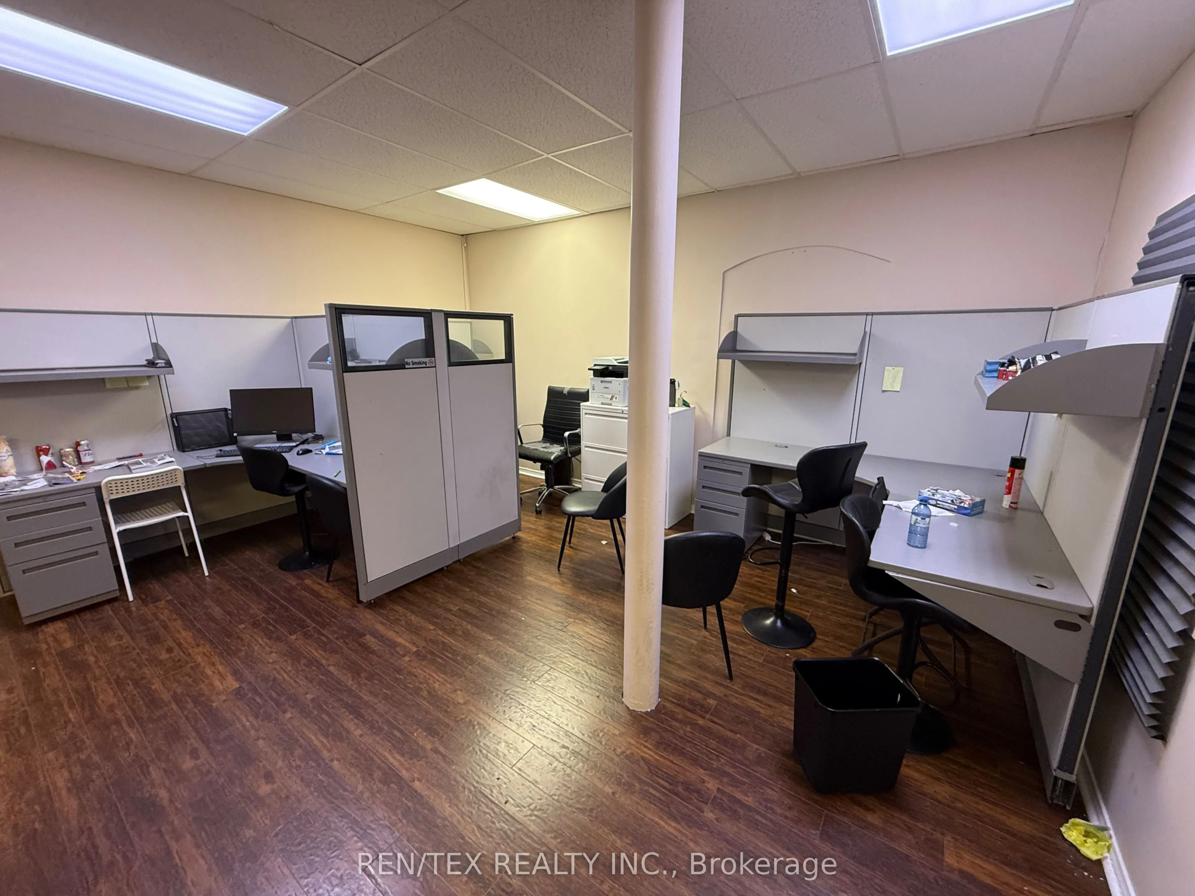 2733 Lakeshore Boulevard #214