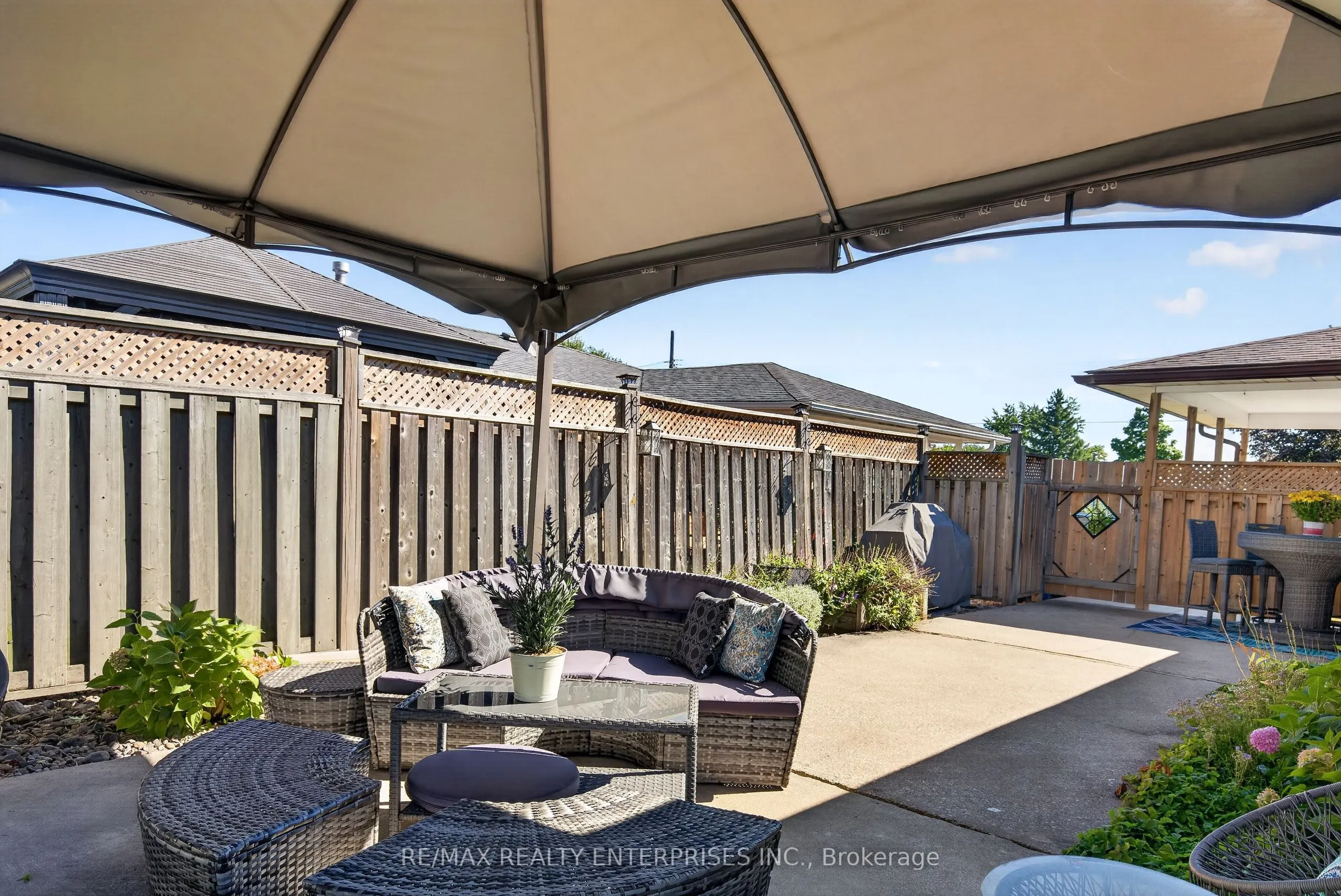 46 Marilyn Crescent