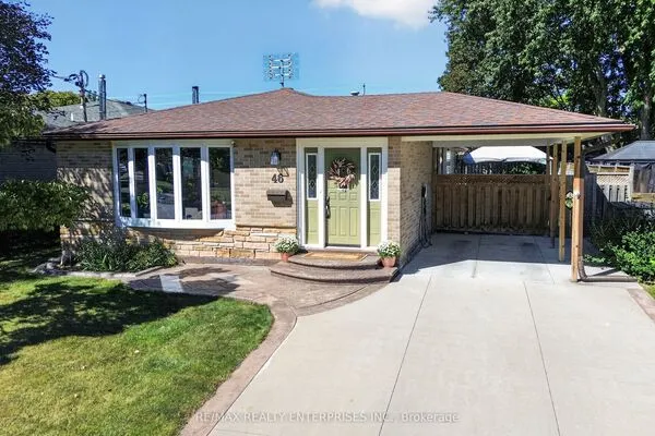 46 Marilyn Crescent