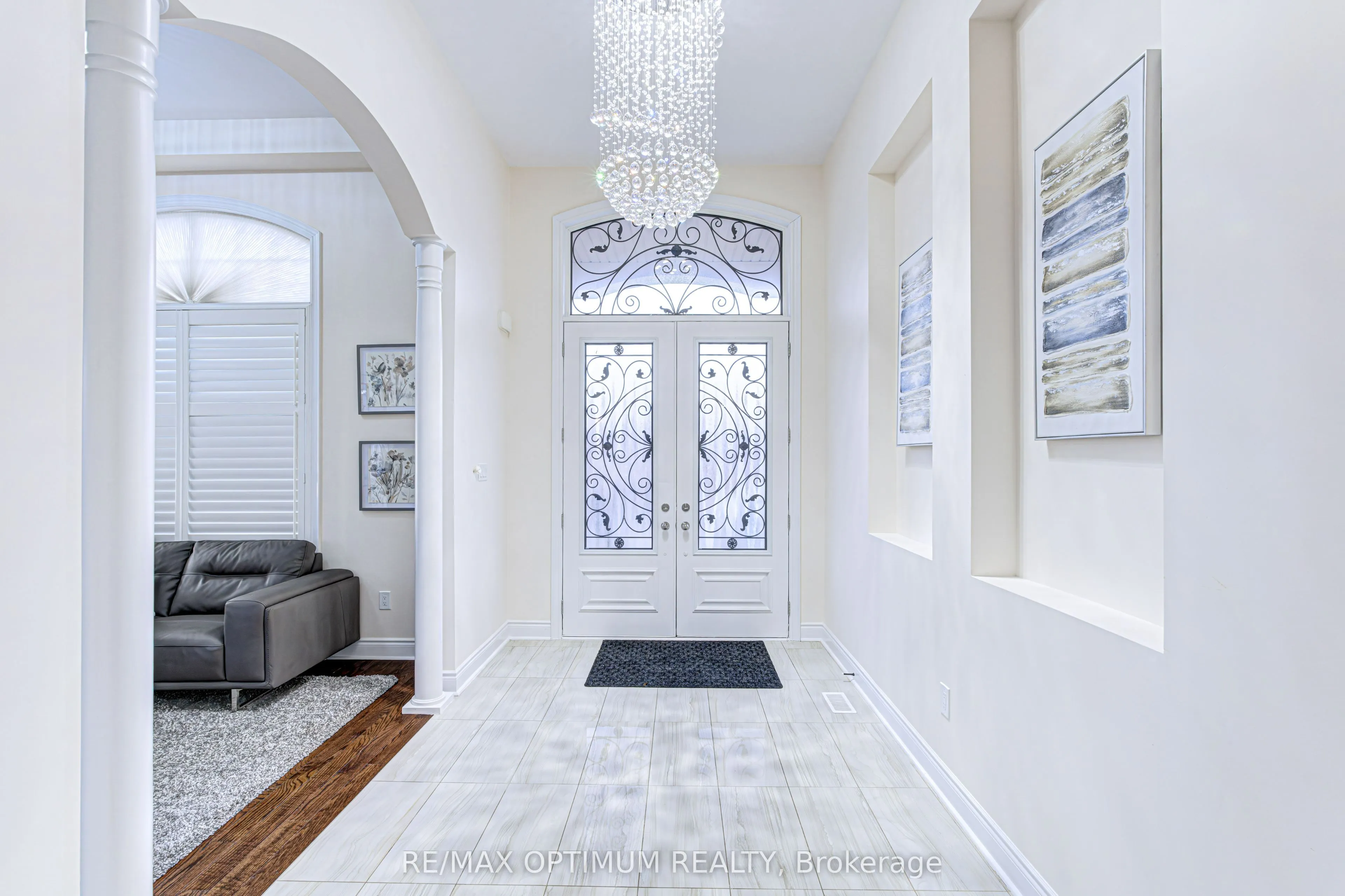 80 Royal West Drive