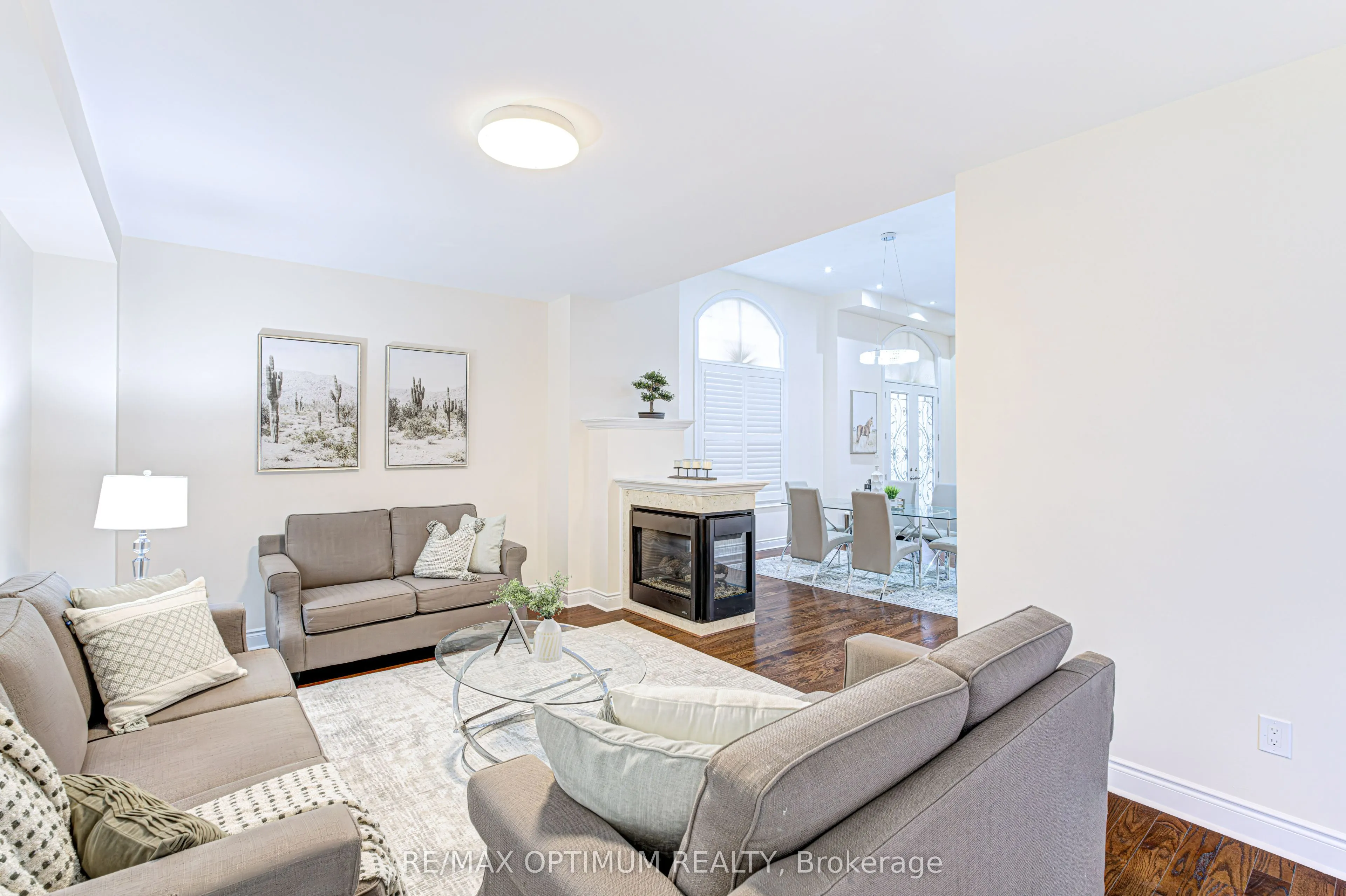 80 Royal West Drive