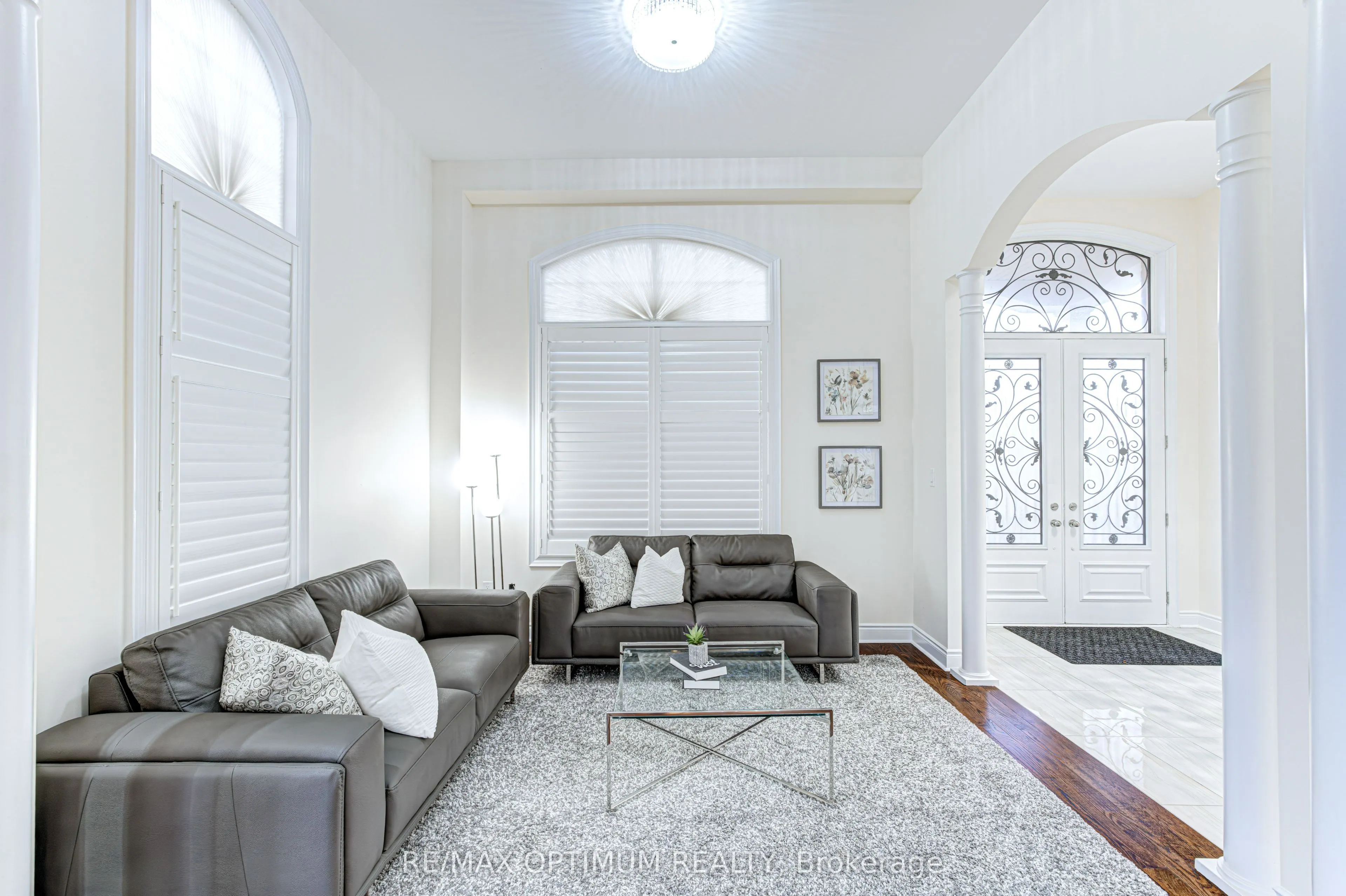 80 Royal West Drive