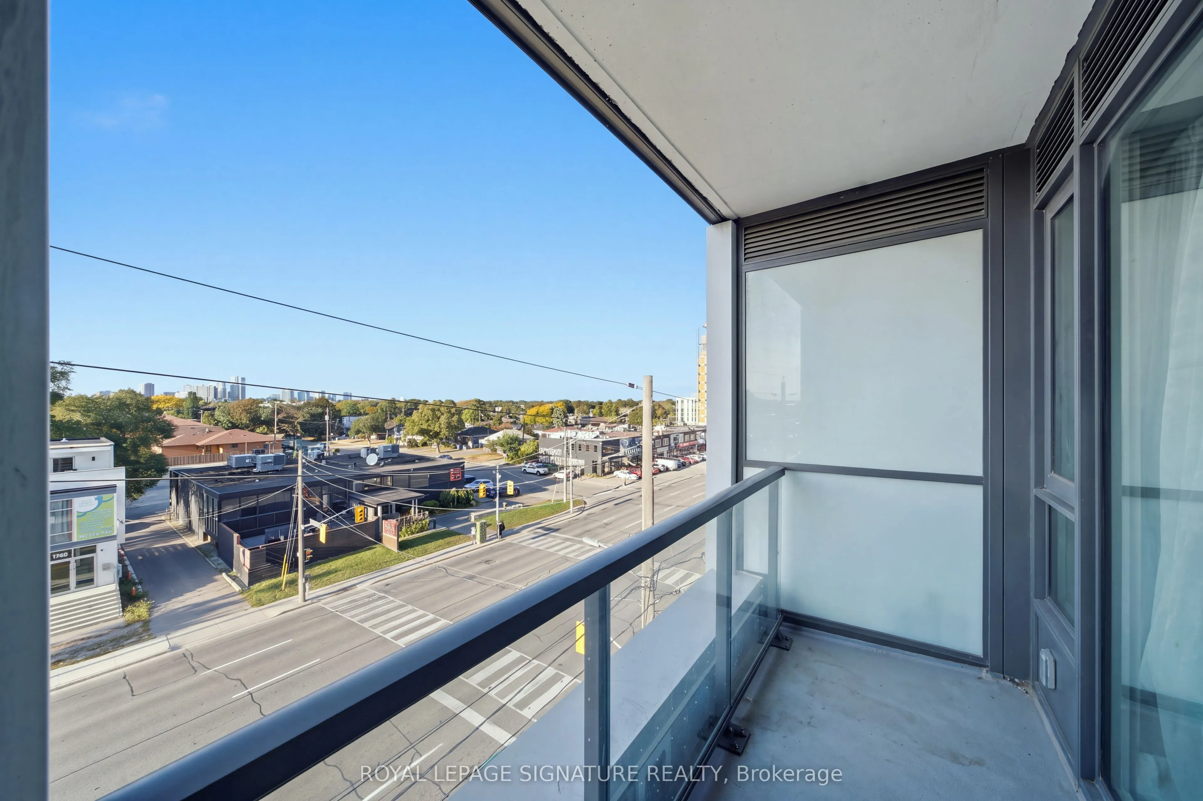 1195 The Queensway #406