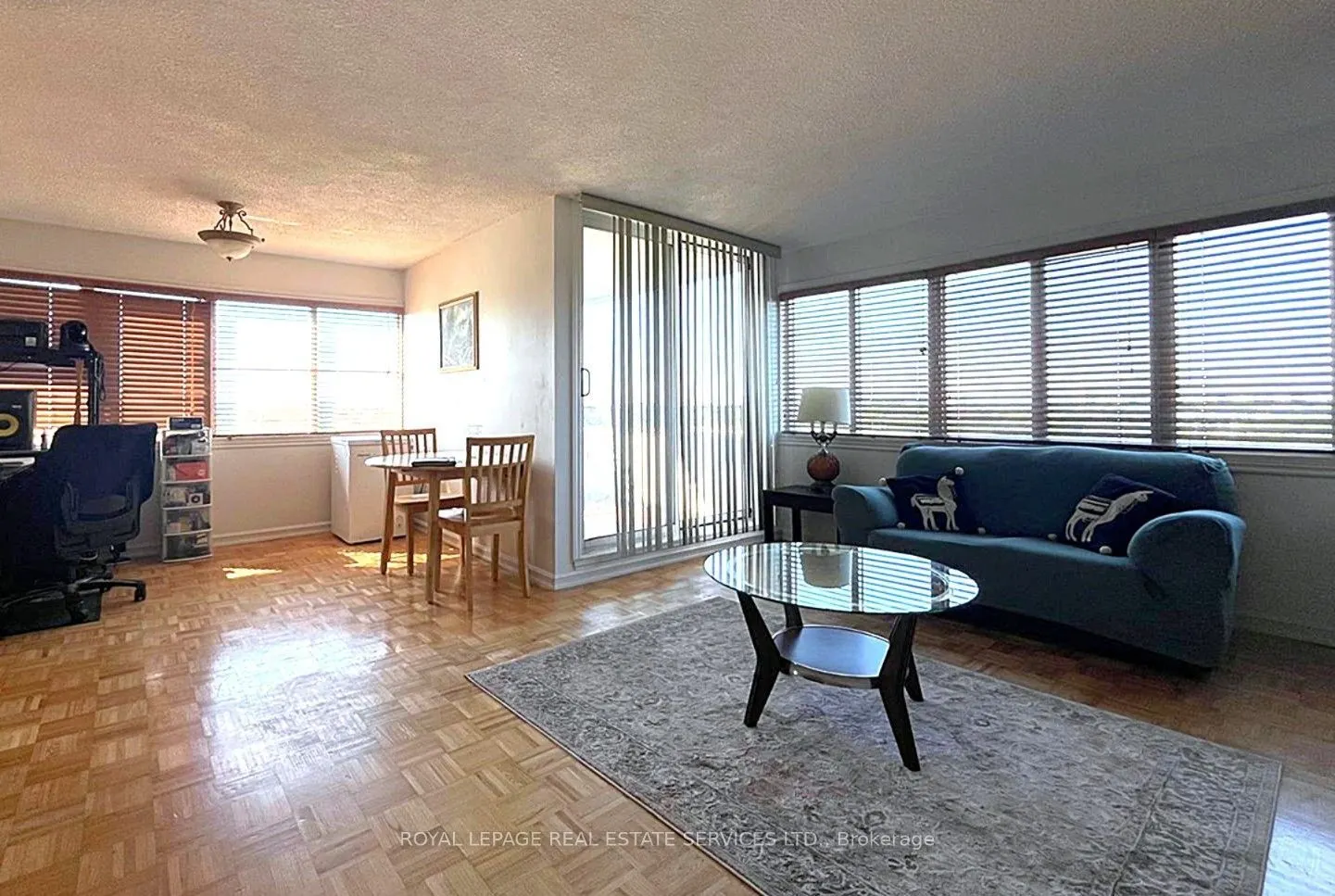 1300 Mississauga Valley Boulevard #902