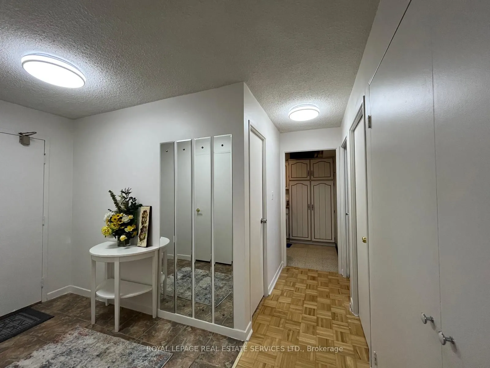 1300 Mississauga Valley Boulevard #902