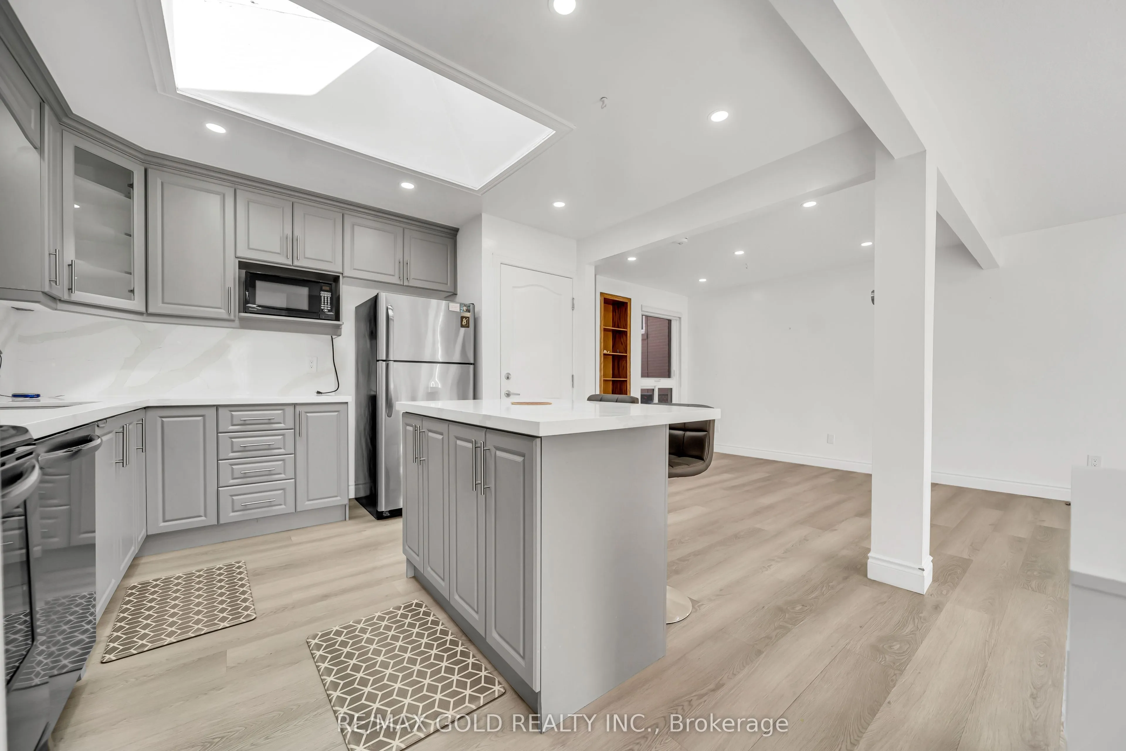 70 Glenmore Crescent #Main