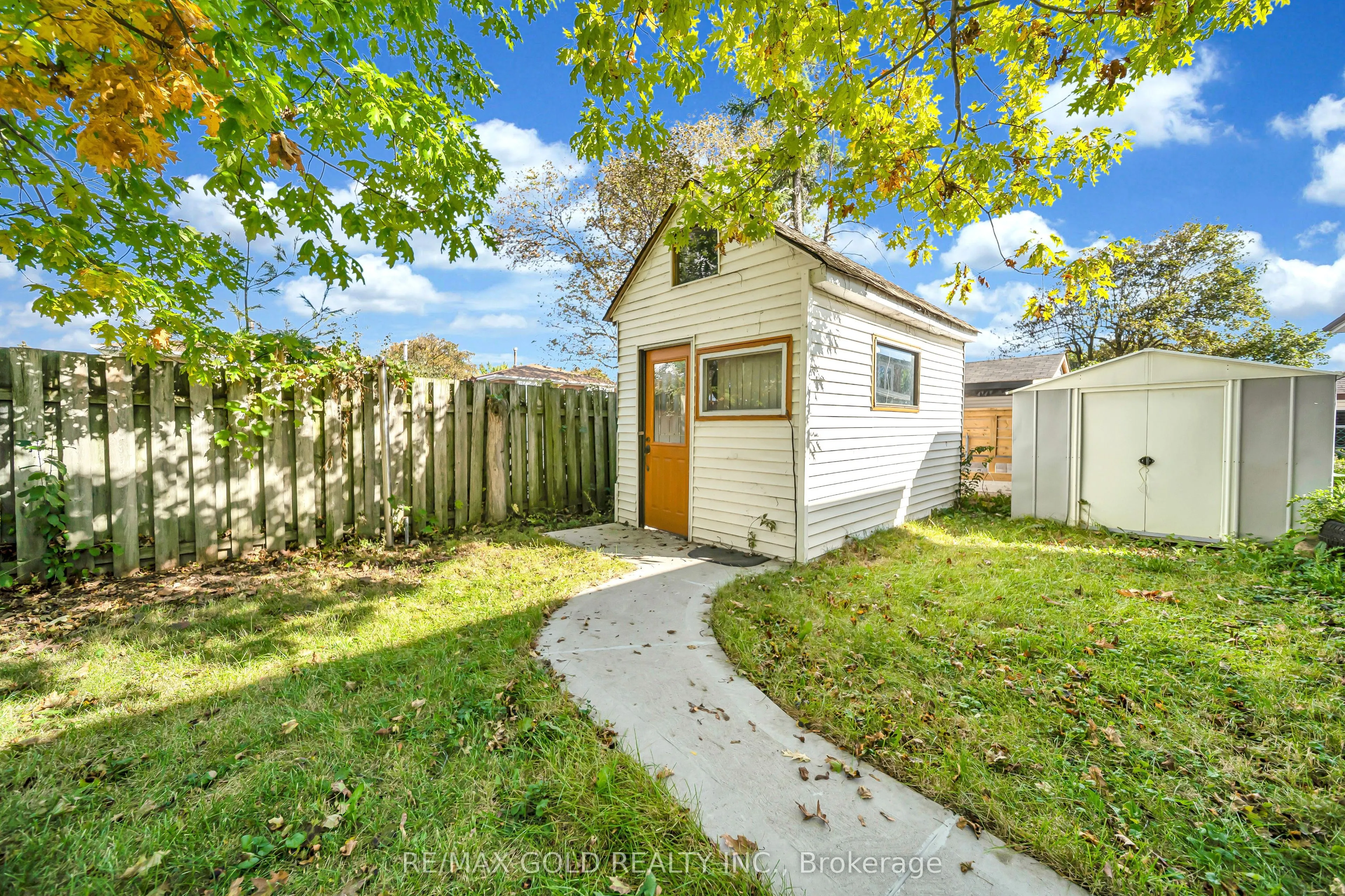 70 Glenmore Crescent #Main
