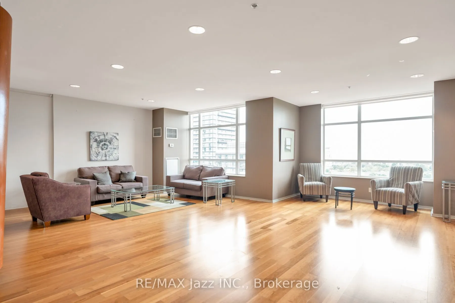 200 Manitoba Street #609