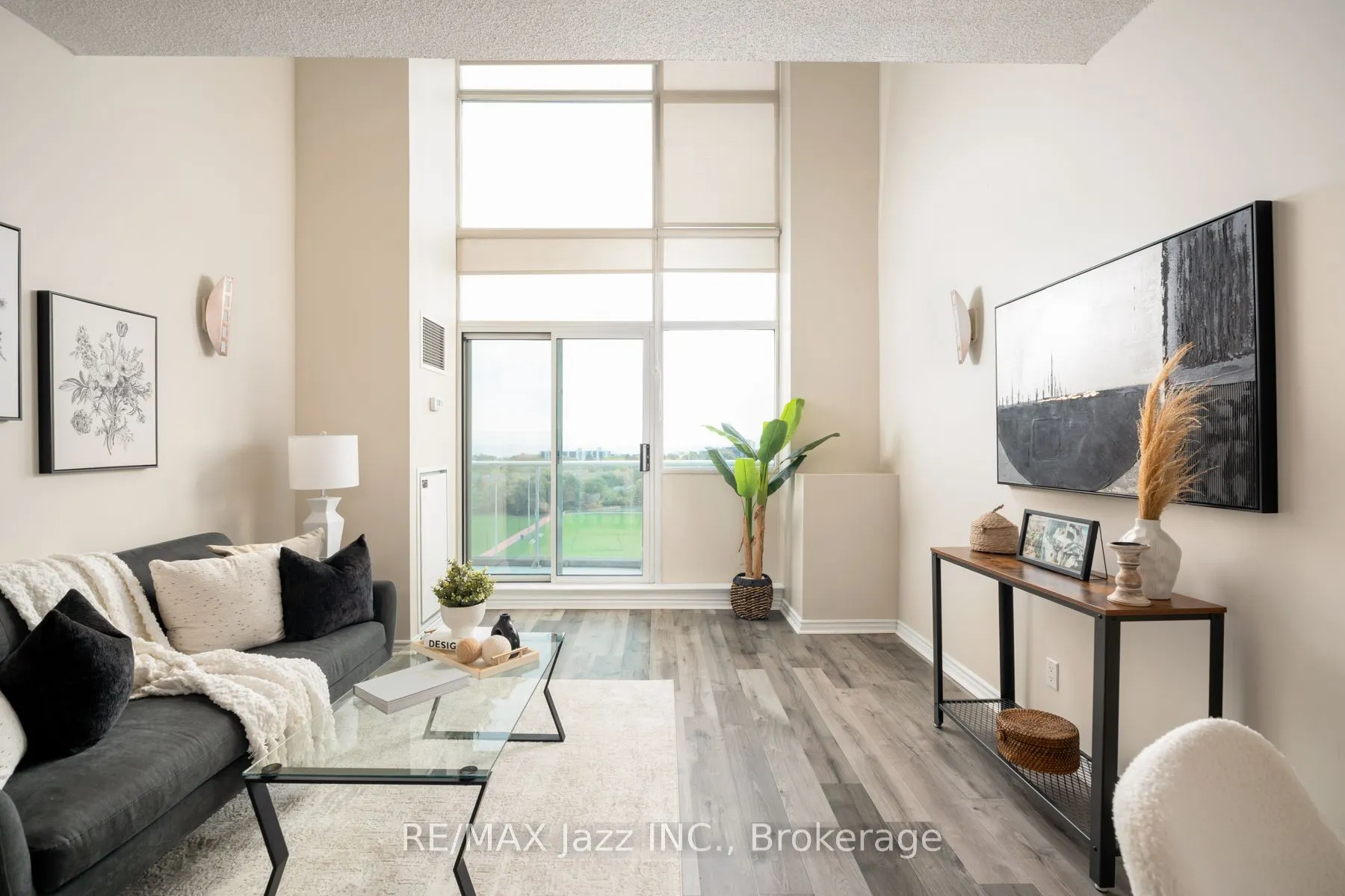 200 Manitoba Street #609