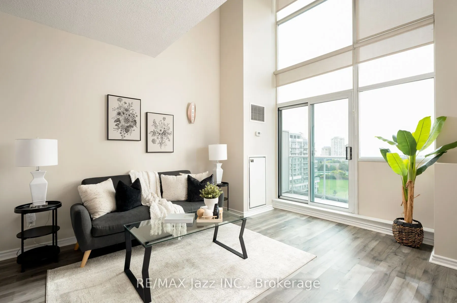 200 Manitoba Street #609