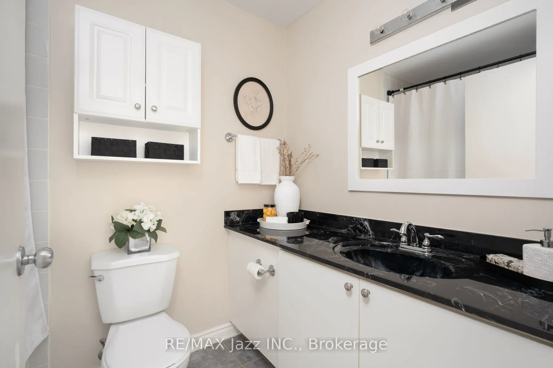 200 Manitoba Street #609