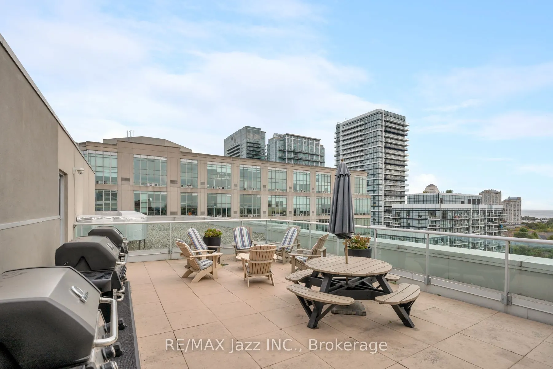 200 Manitoba Street #609