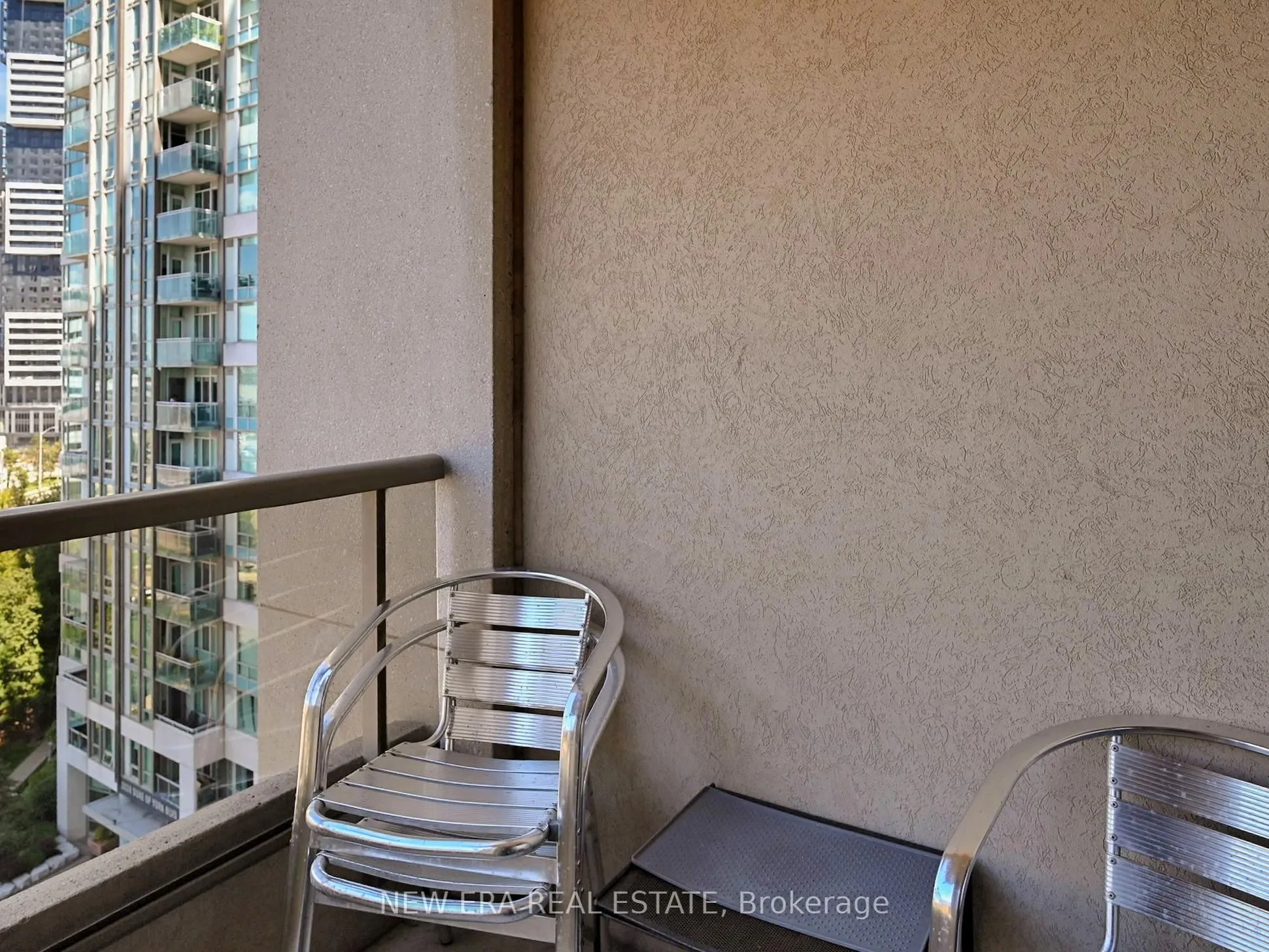 3888 Duke Of York Boulevard #923