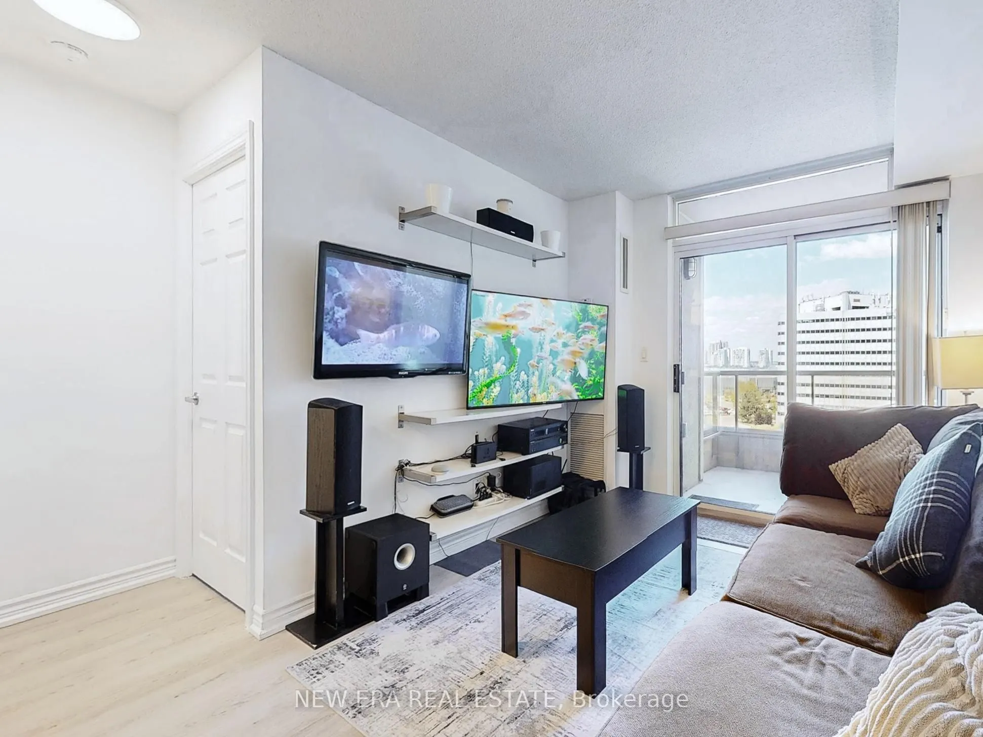 3888 Duke Of York Boulevard #923
