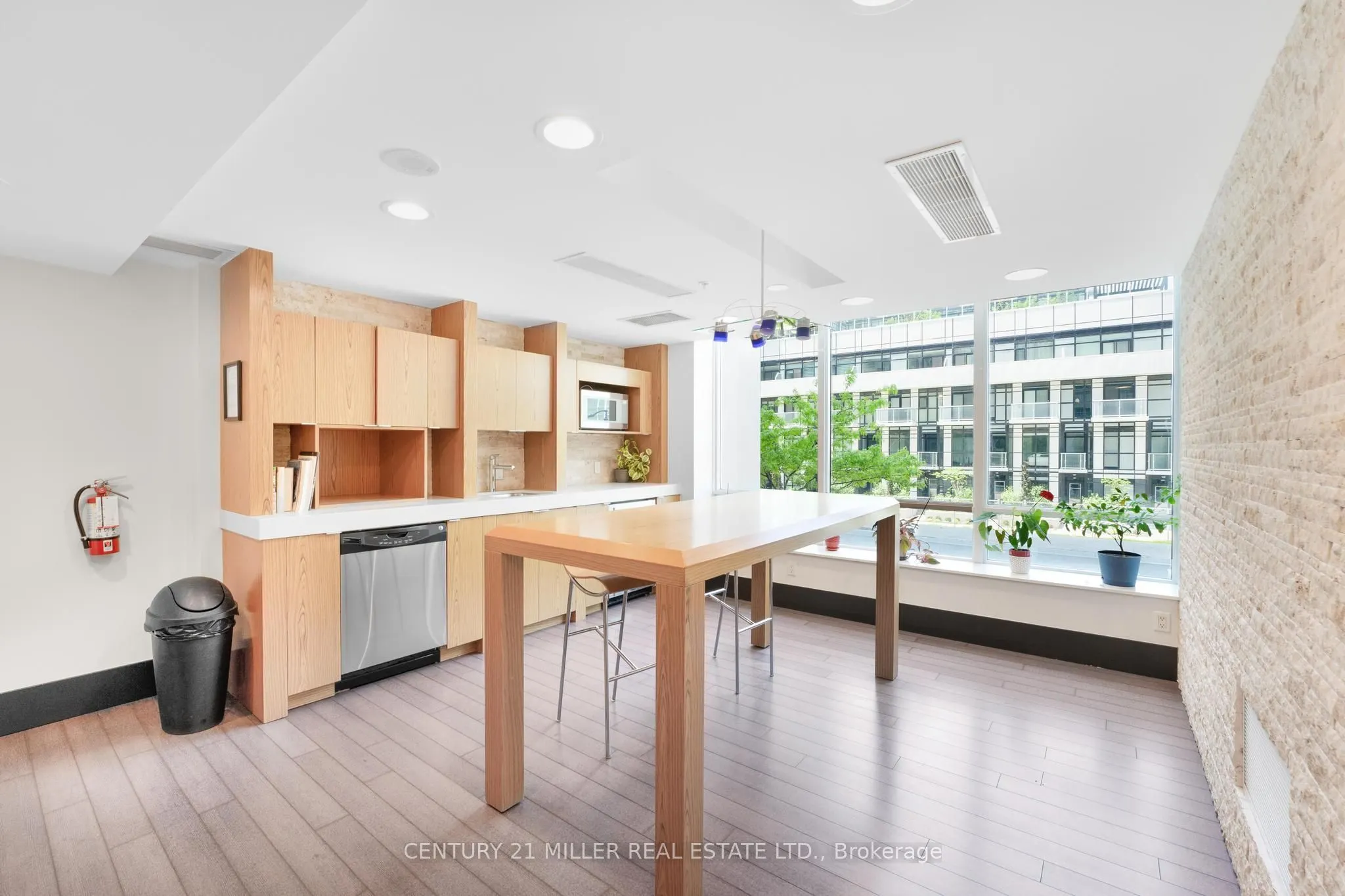 155 Legion Road N #1503