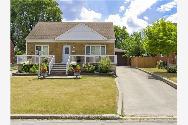 7 Mayall Avenue
