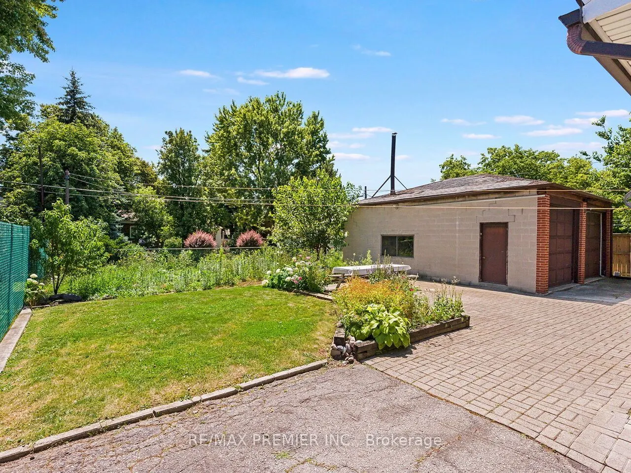 7 Mayall Avenue