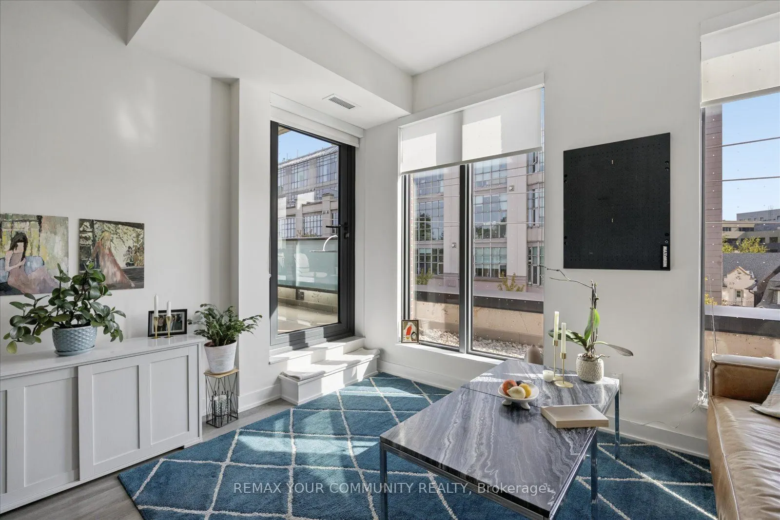 430 Roncesvalles Avenue #404