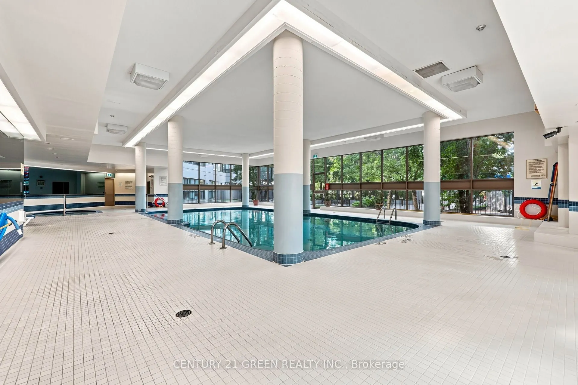 350 Rathburn Road W #1405