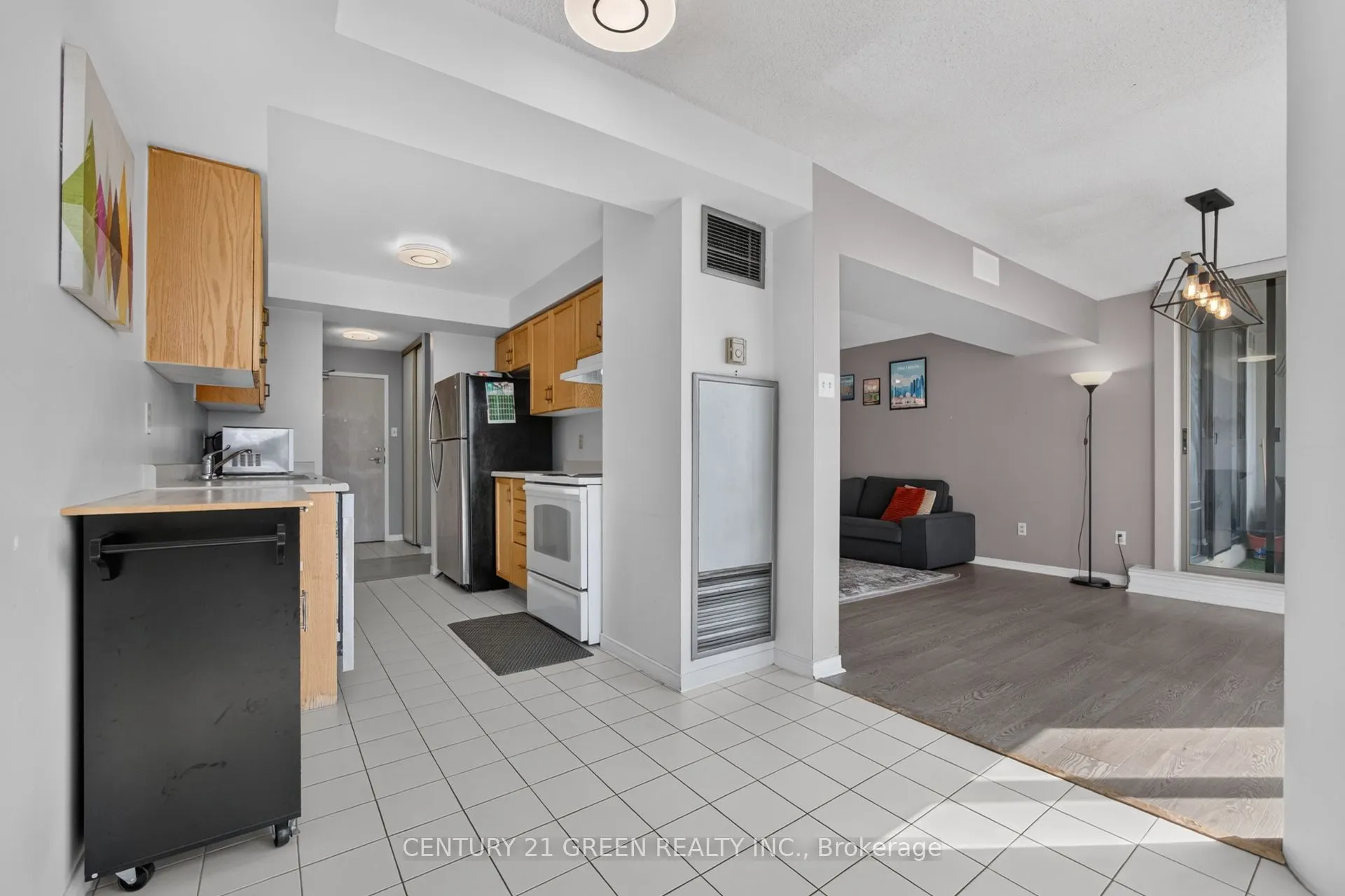 350 Rathburn Road W #1405