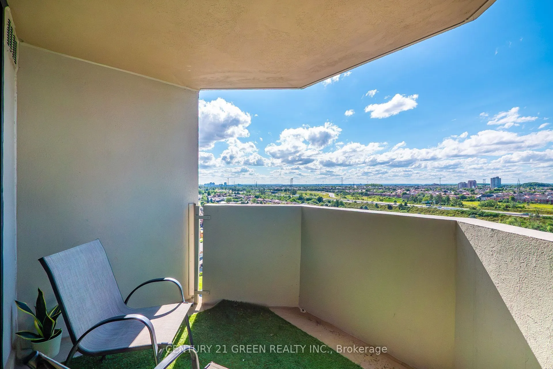 350 Rathburn Road W #1405