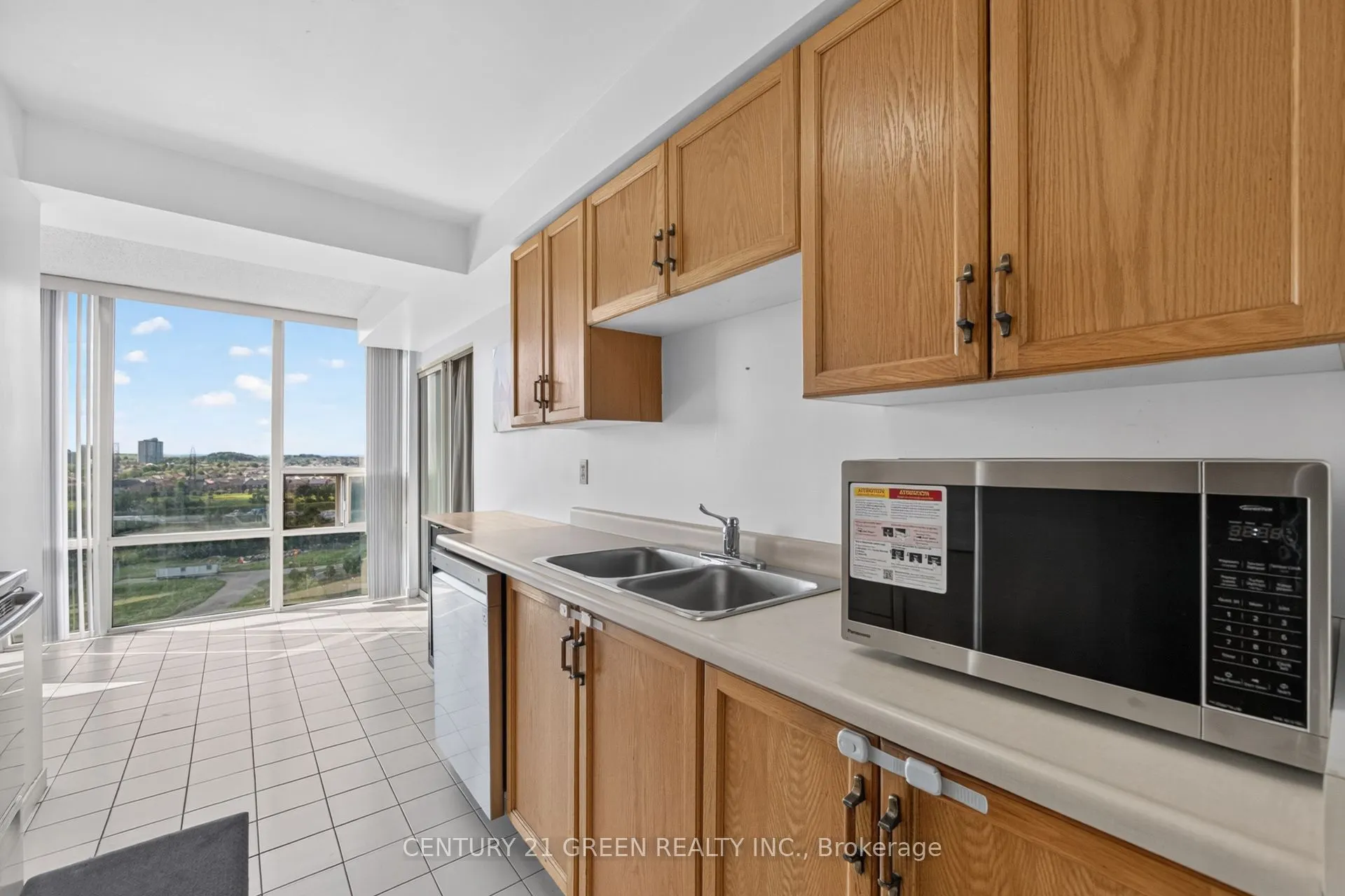 350 Rathburn Road W #1405