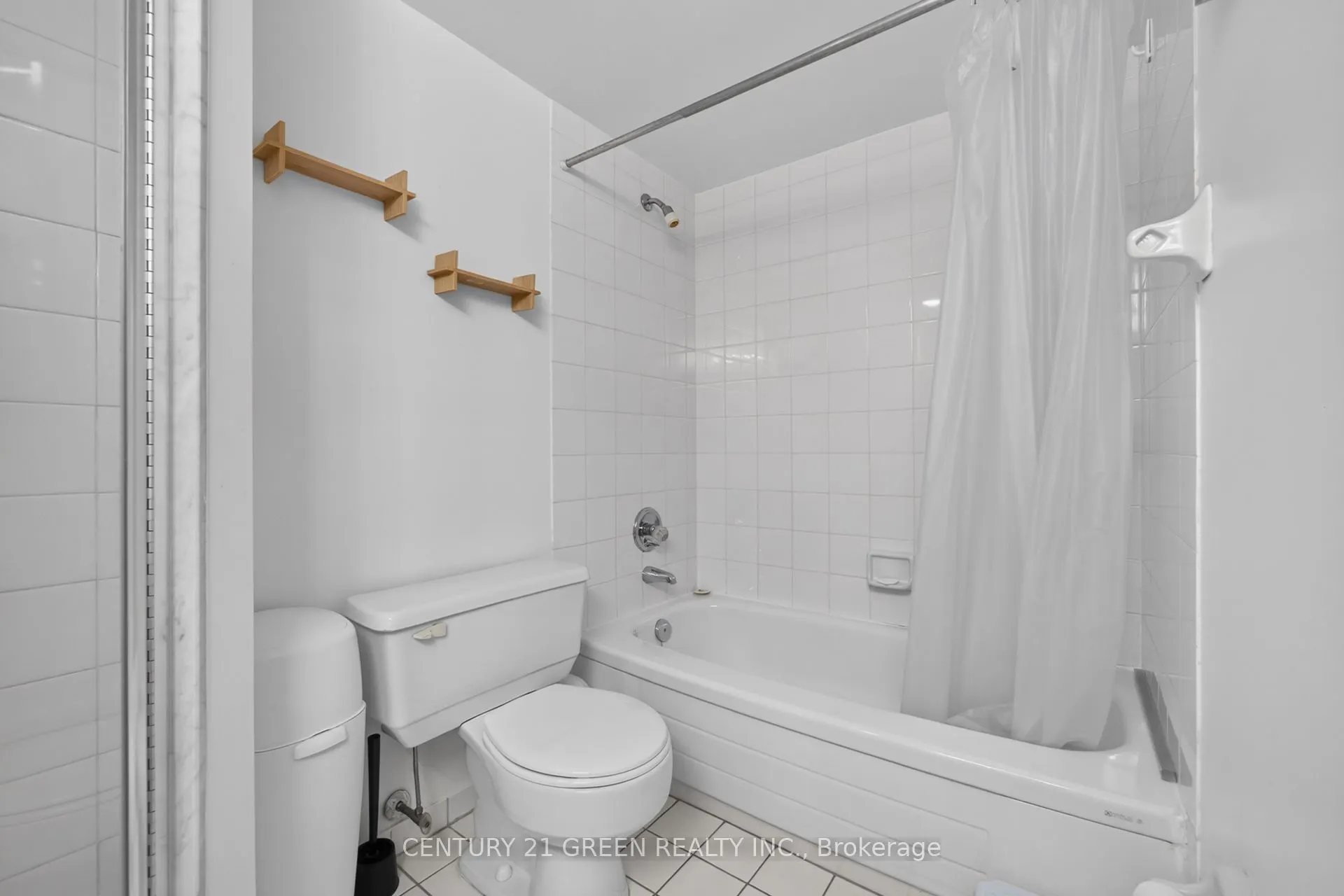 350 Rathburn Road W #1405