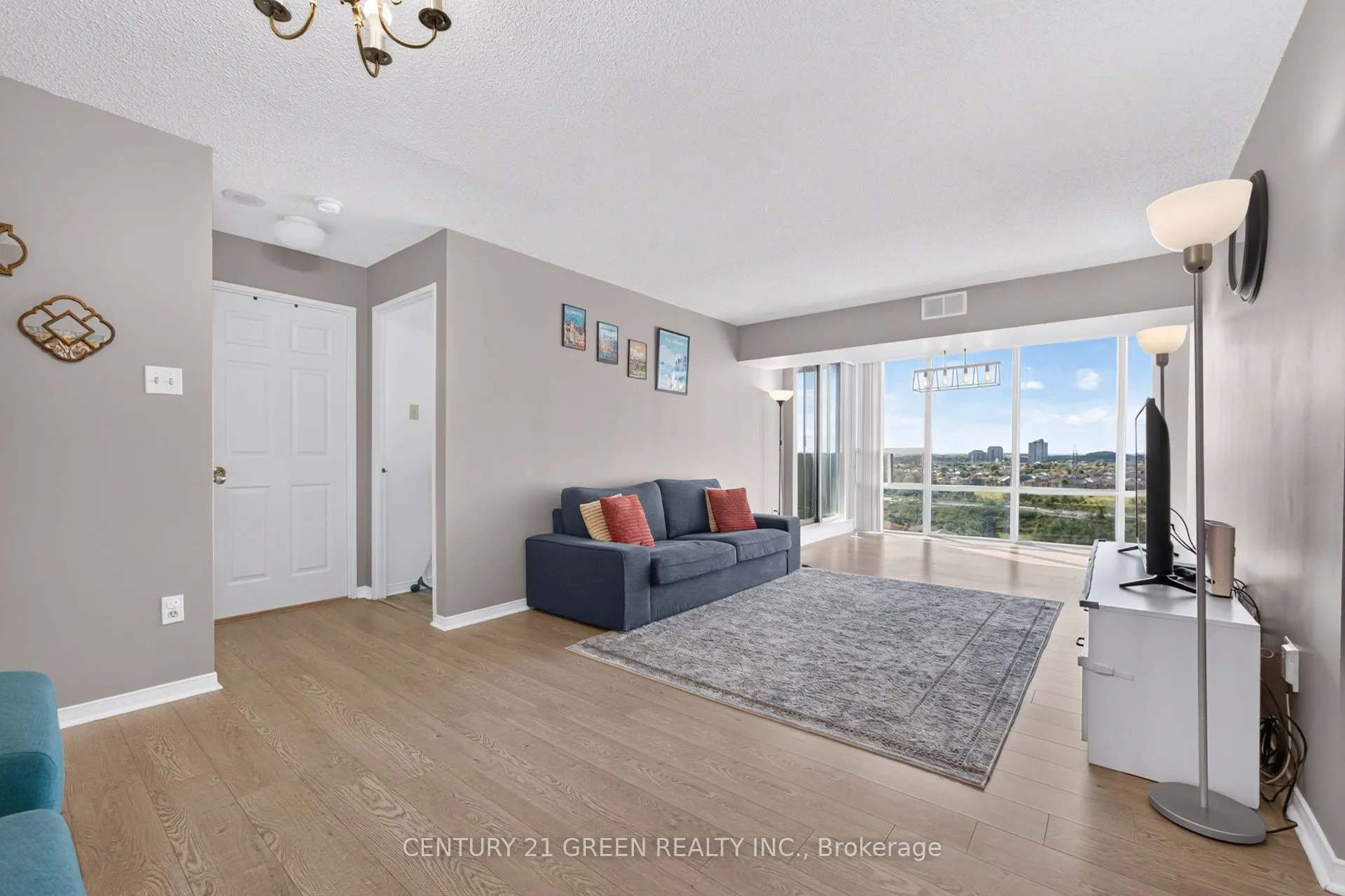 350 Rathburn Road W #1405