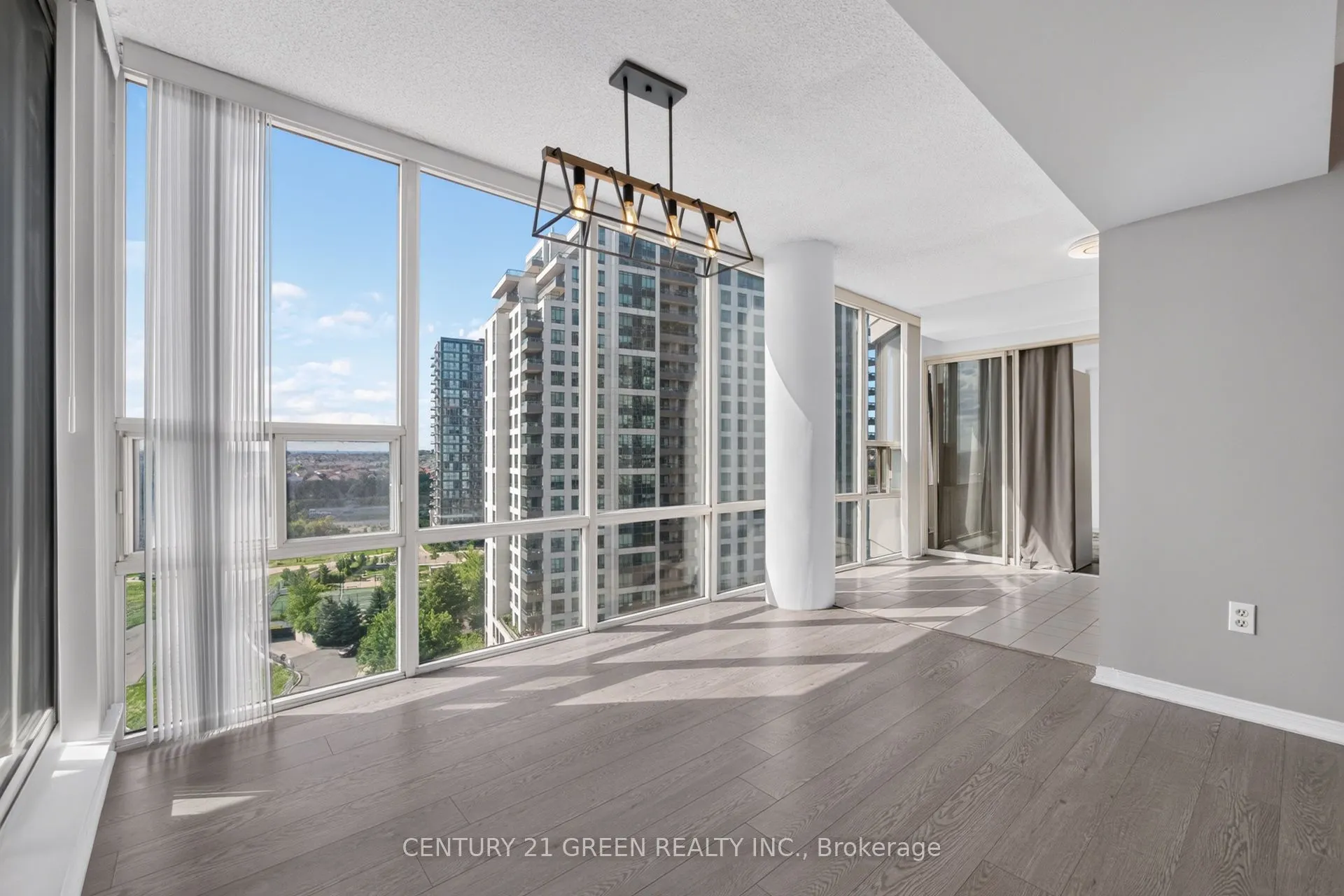 350 Rathburn Road W #1405
